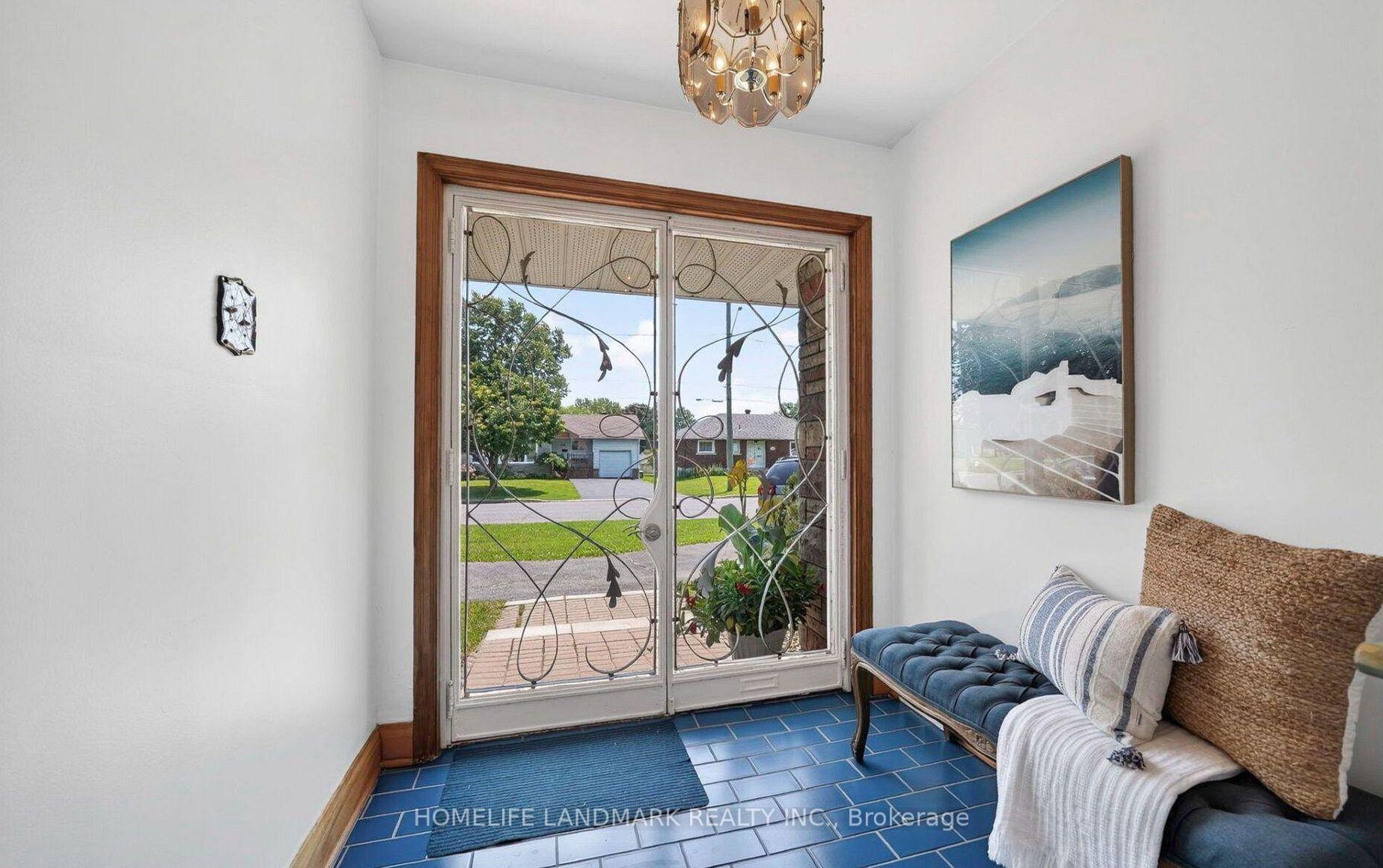 Photo 4 of 1215 Princess Street, Cornwall, Cornwall — HOMEH