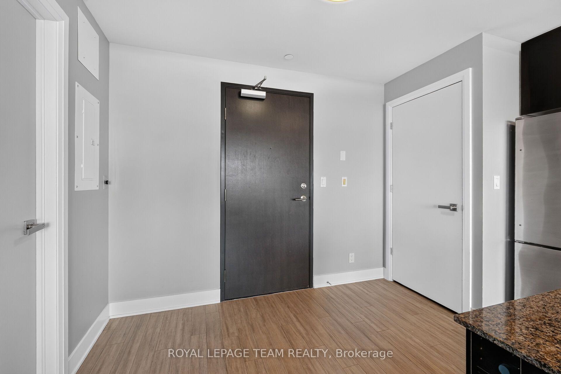 Photo 8 of Unit 1102, 118 Holmwood Avenue, Ottawa, Glebe — HOMEH