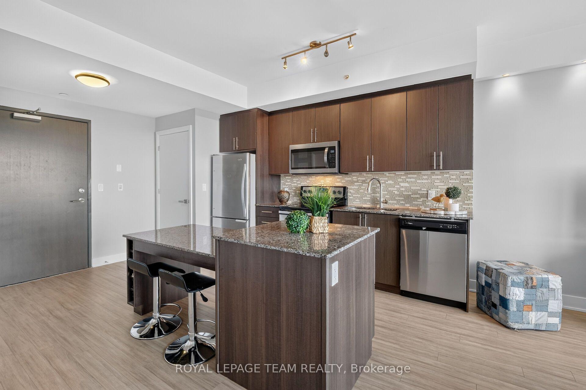 Photo 10 of Unit 1102, 118 Holmwood Avenue, Ottawa, Glebe — HOMEH