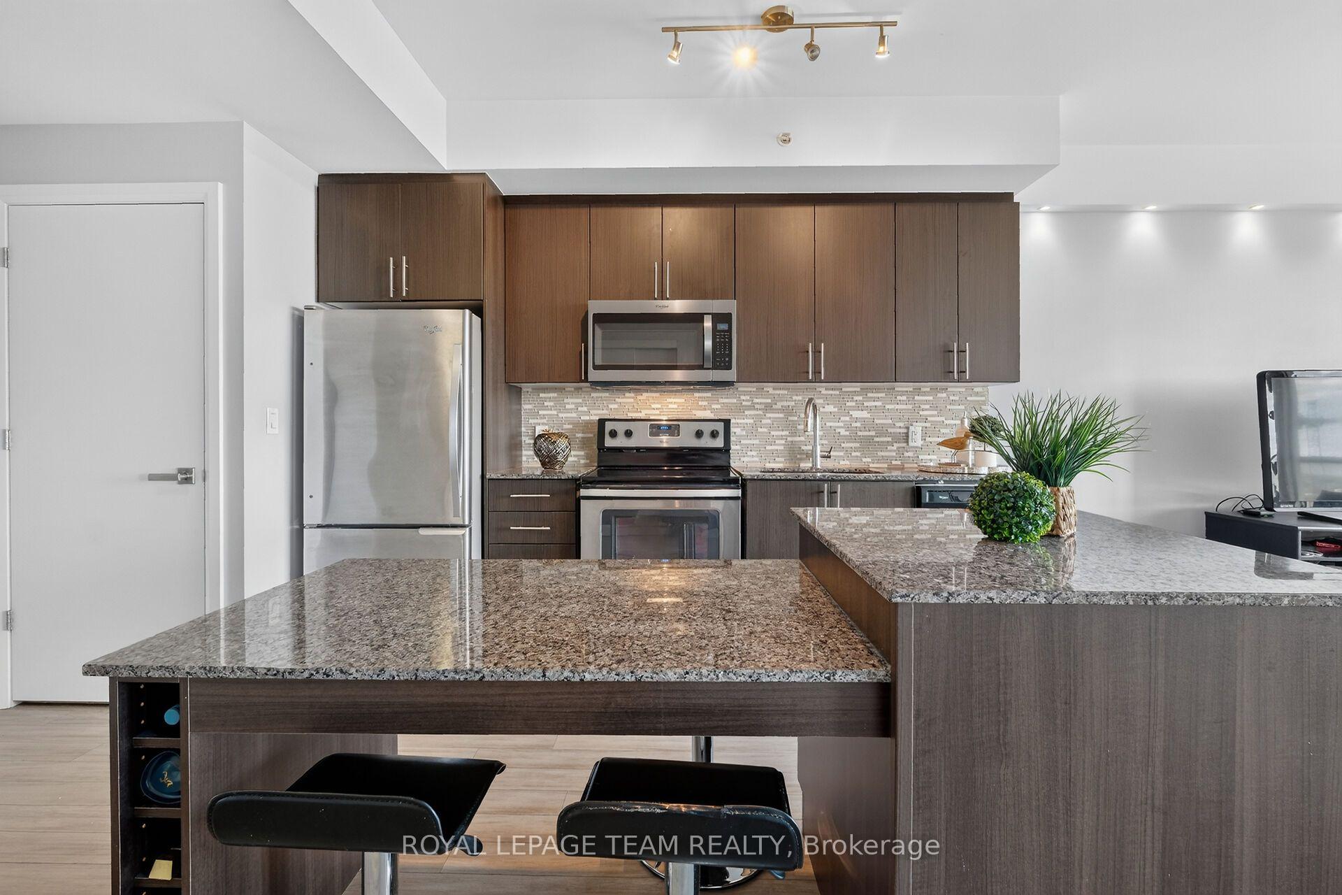 Photo 11 of Unit 1102, 118 Holmwood Avenue, Ottawa, Glebe — HOMEH
