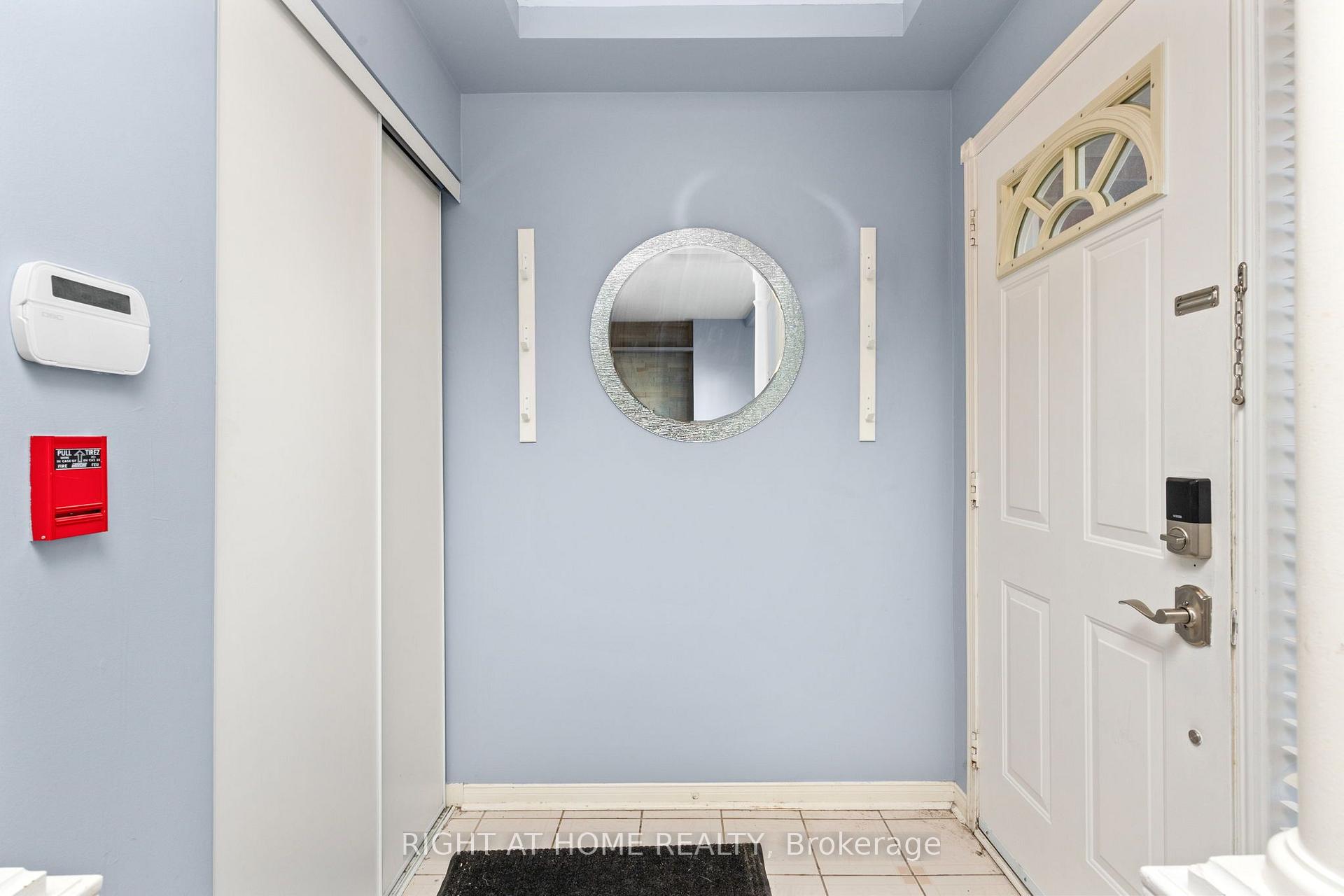 Photo 10 of Unit 176, 18 Clark Avenue W, Vaughan, Crestwood-Springfarm-Yorkhill — HOMEH
