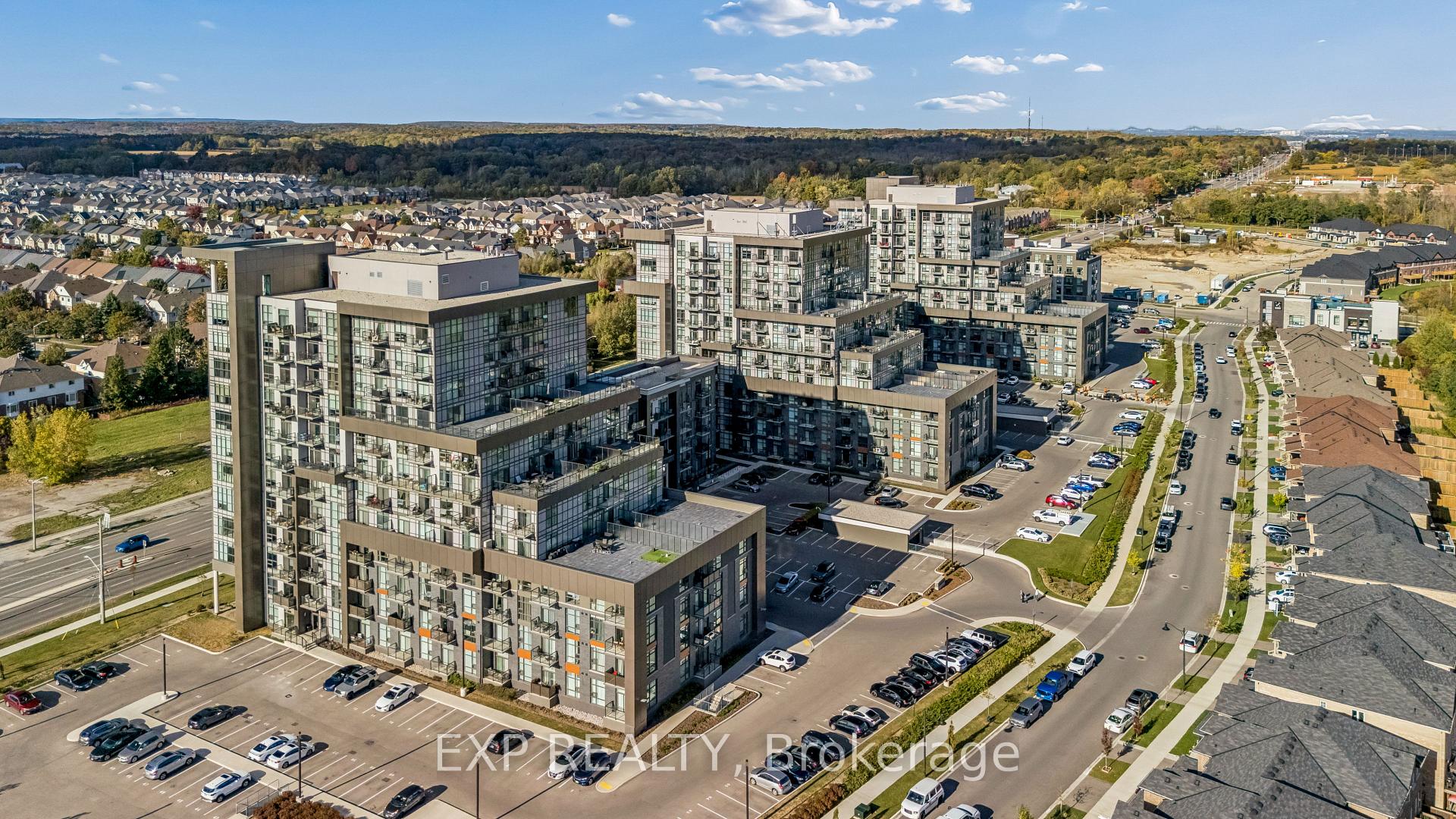 Photo 3 of Unit 1005, 450 Dundas Street E, Hamilton, Waterdown — HOMEH