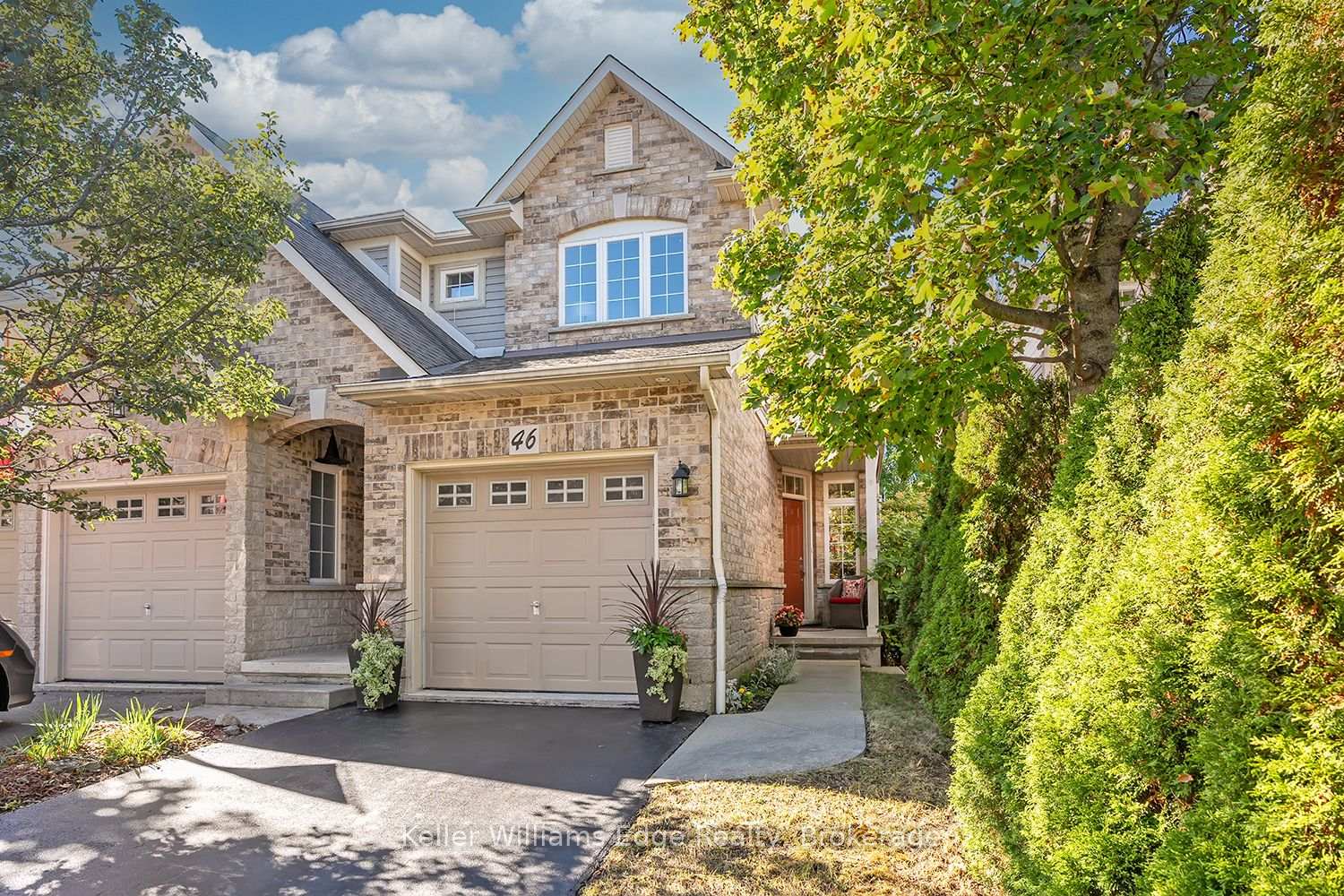 Photo of 46 Sunnycroft Court W
