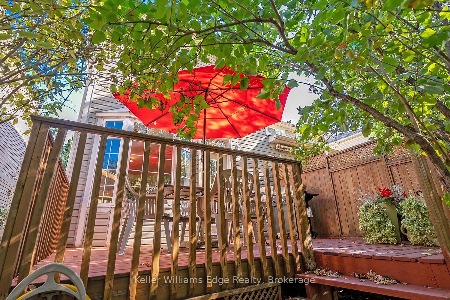 Photo 51 of 46 Sunnycroft Court W, Hamilton, Waterdown — HOMEH