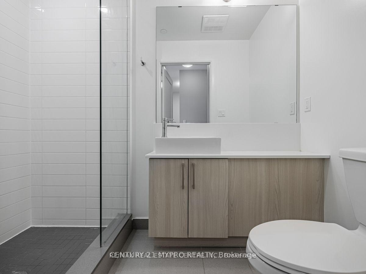 Photo 14 of Unit 901W, 27 Bathurst Street, Toronto, Waterfront Communities — HOMEH