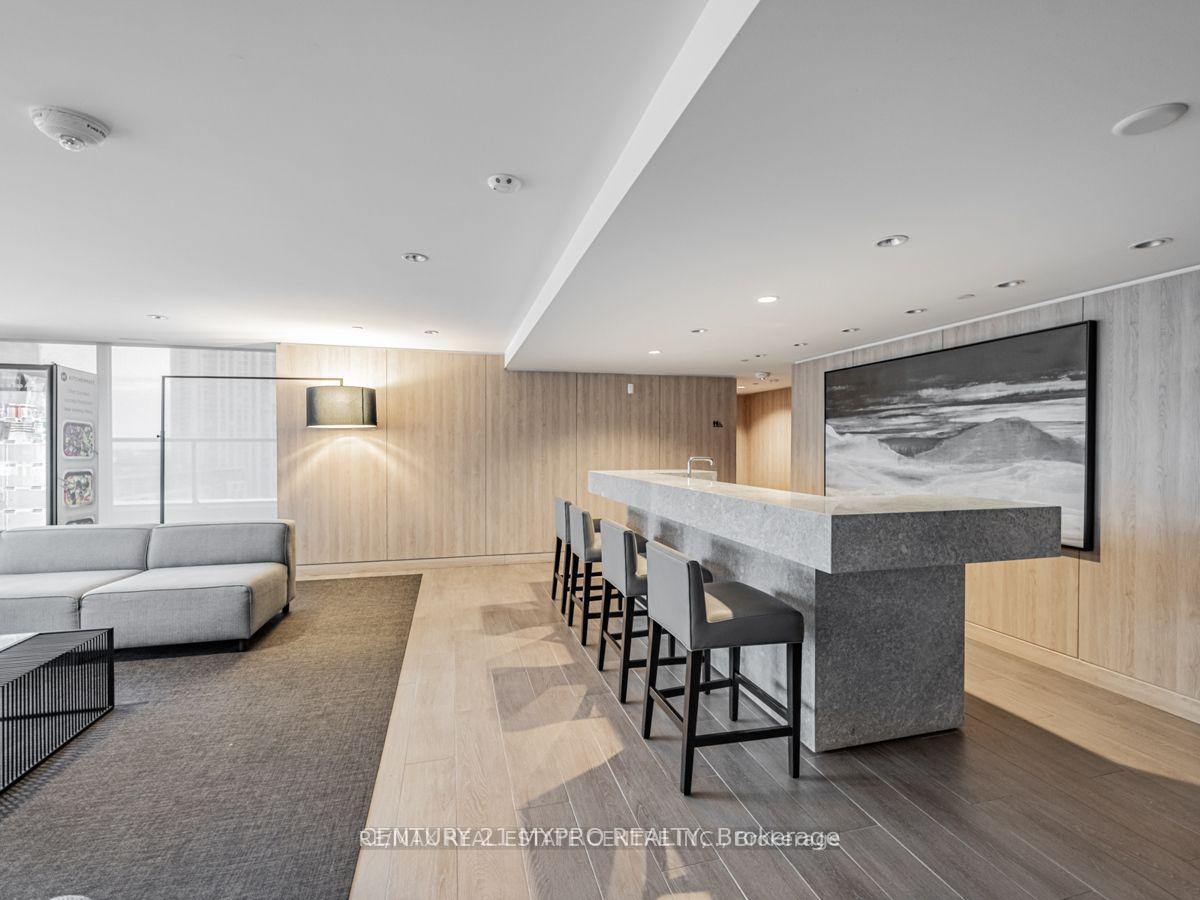 Photo 18 of Unit 901W, 27 Bathurst Street, Toronto, Waterfront Communities — HOMEH