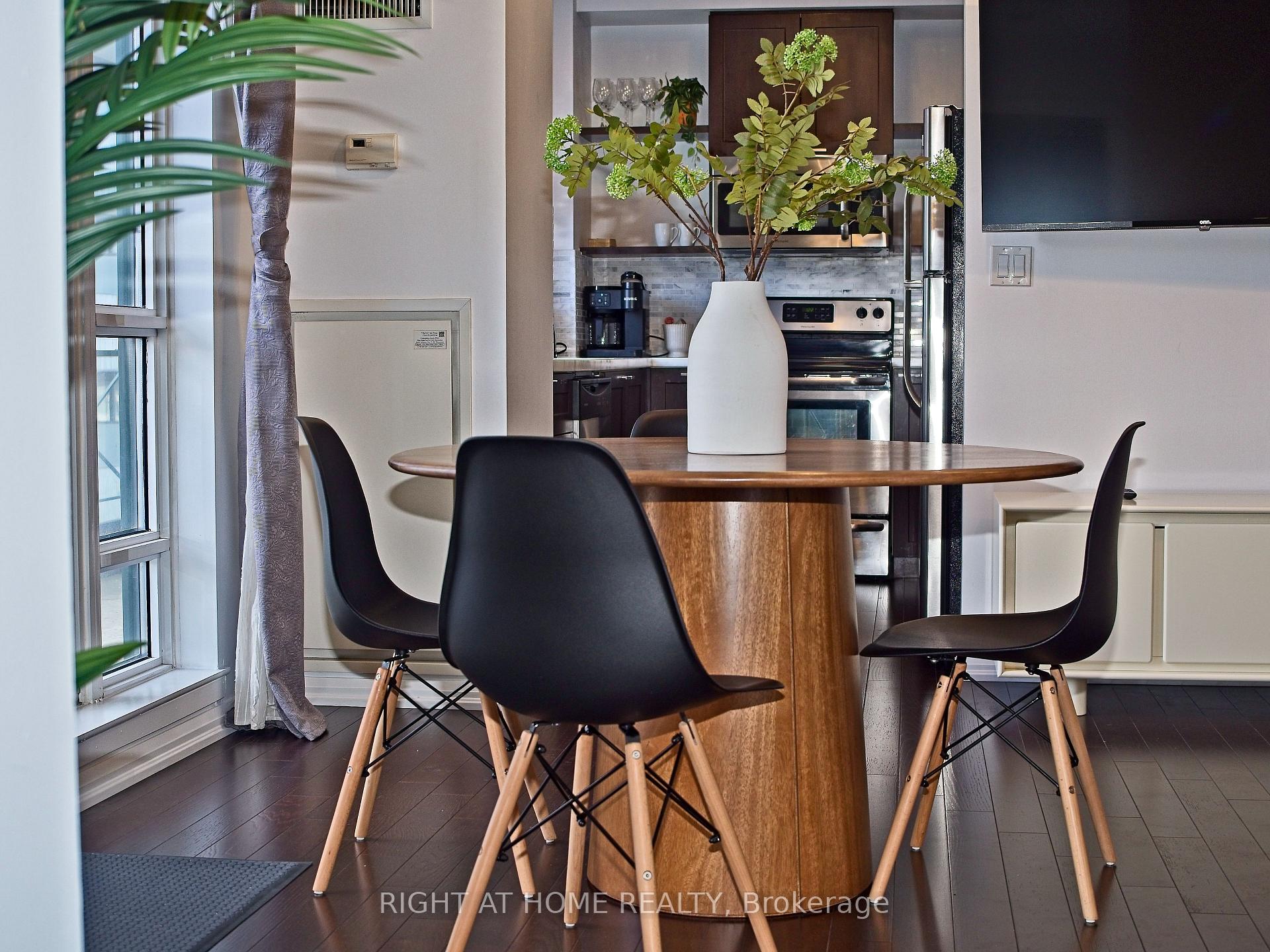 Photo 14 of Unit 1606, 35 Hayden Street, Toronto, Church-Yonge Corridor — HOMEH