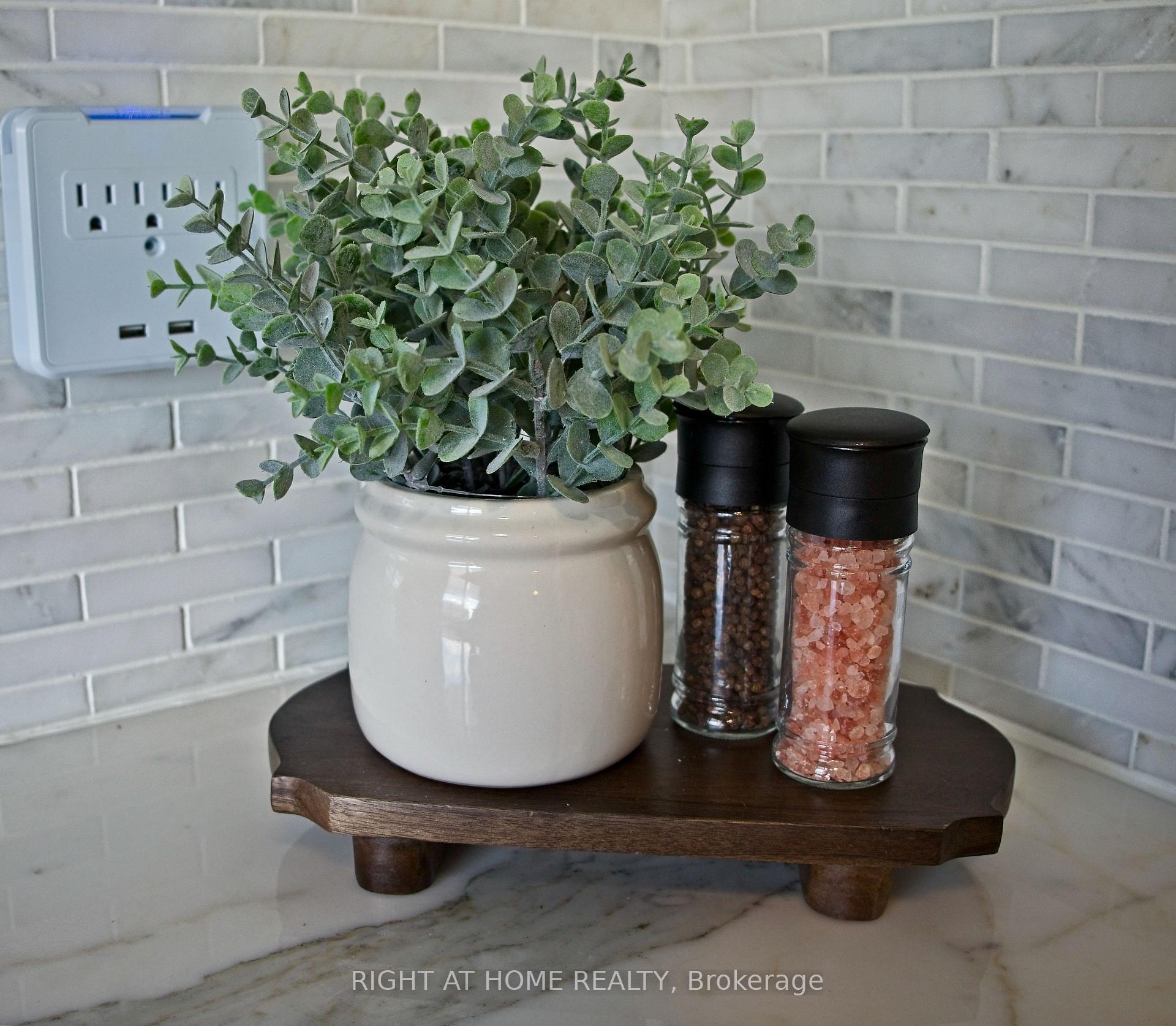 Photo 19 of Unit 1606, 35 Hayden Street, Toronto, Church-Yonge Corridor — HOMEH