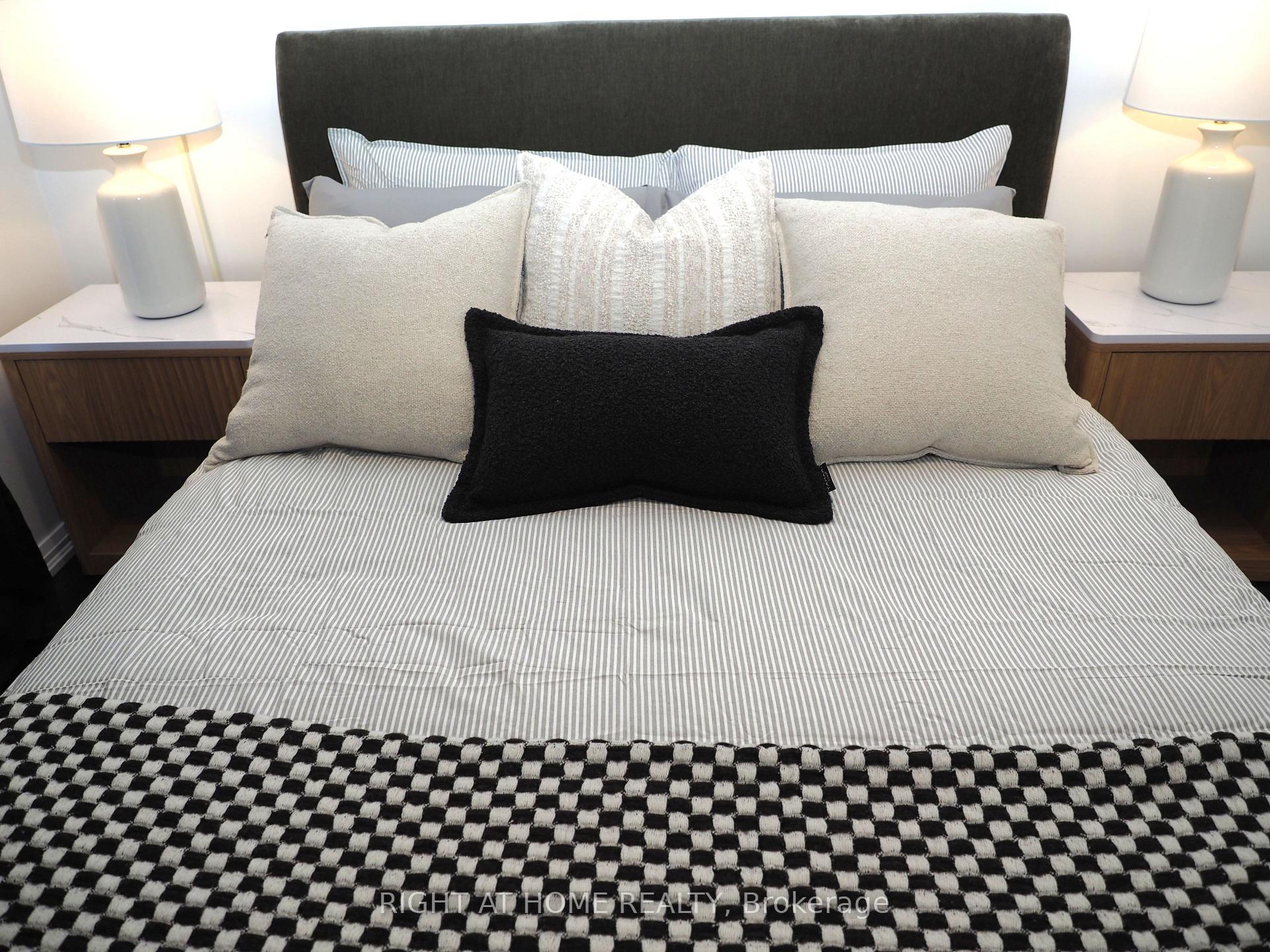 Photo 28 of Unit 1606, 35 Hayden Street, Toronto, Church-Yonge Corridor — HOMEH
