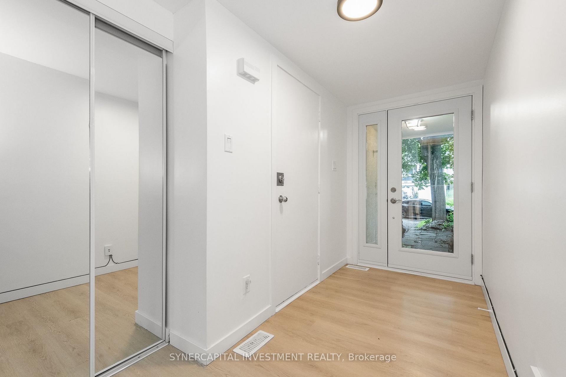 Photo 3 of 50 Tybalt Crescent, Ottawa, Westcliffe Estates — HOMEH