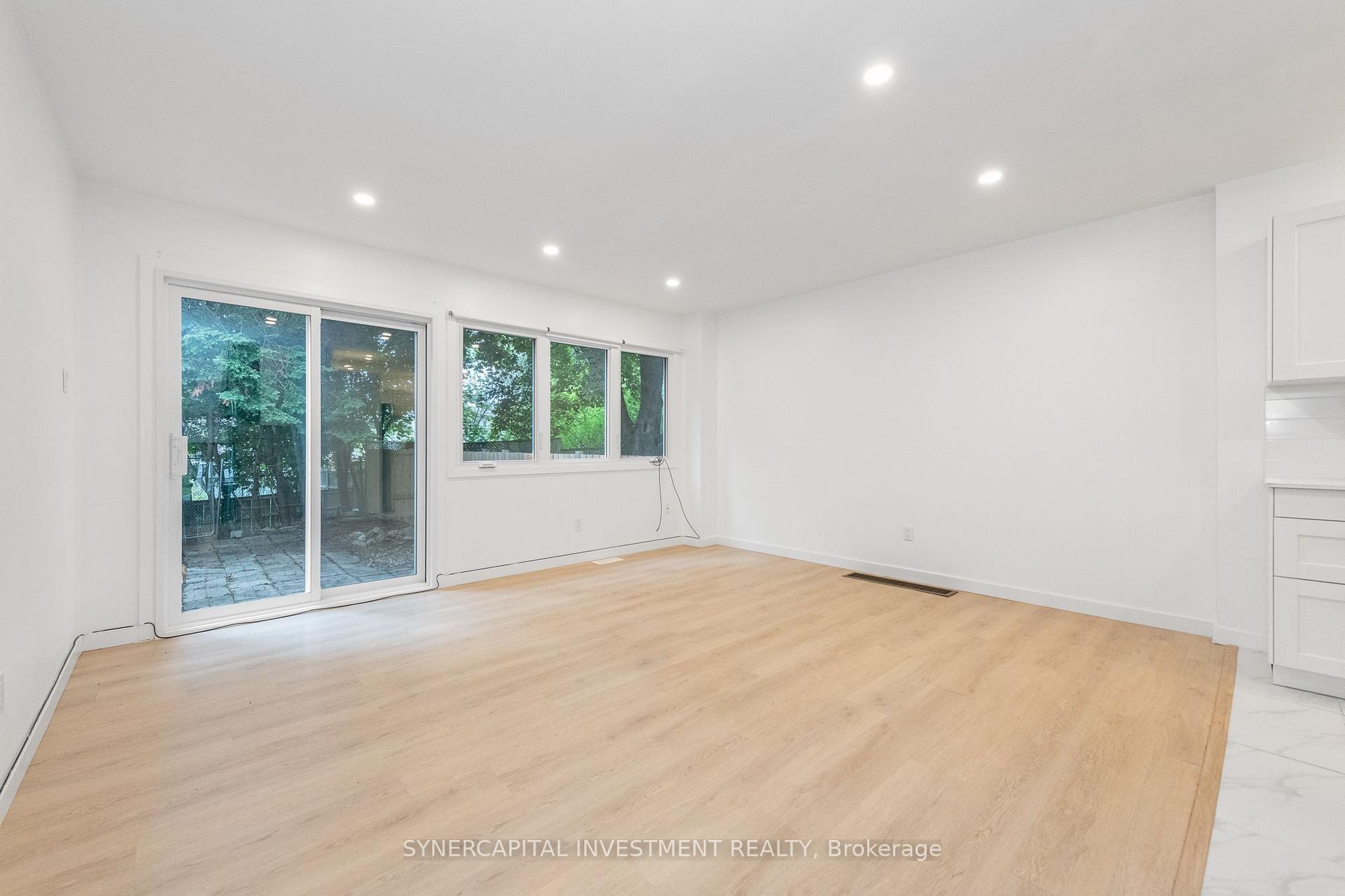 Photo 6 of 50 Tybalt Crescent, Ottawa, Westcliffe Estates — HOMEH