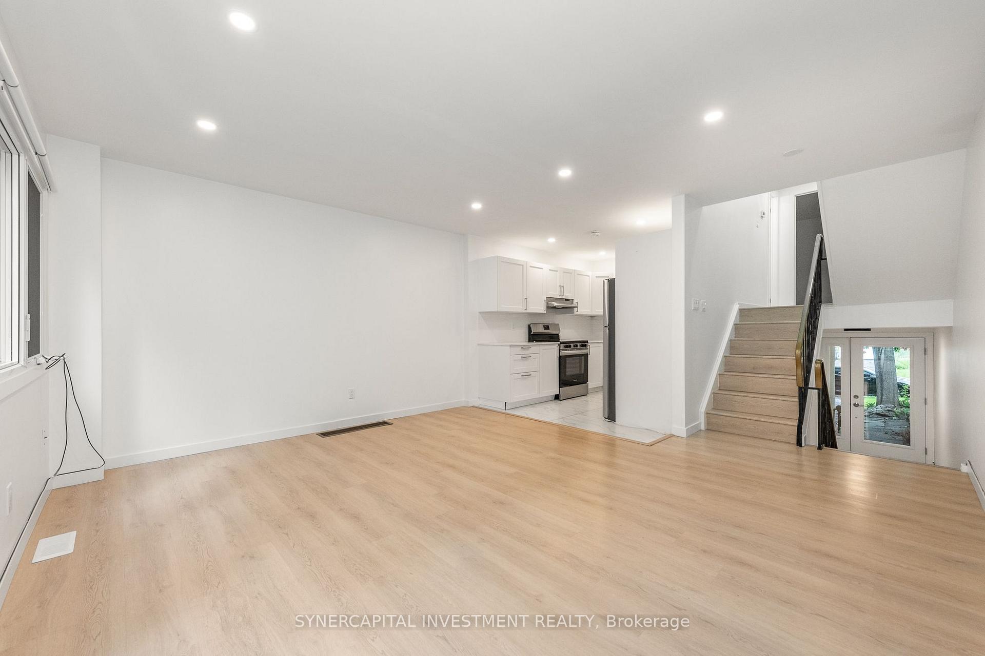 Photo 9 of 50 Tybalt Crescent, Ottawa, Westcliffe Estates — HOMEH