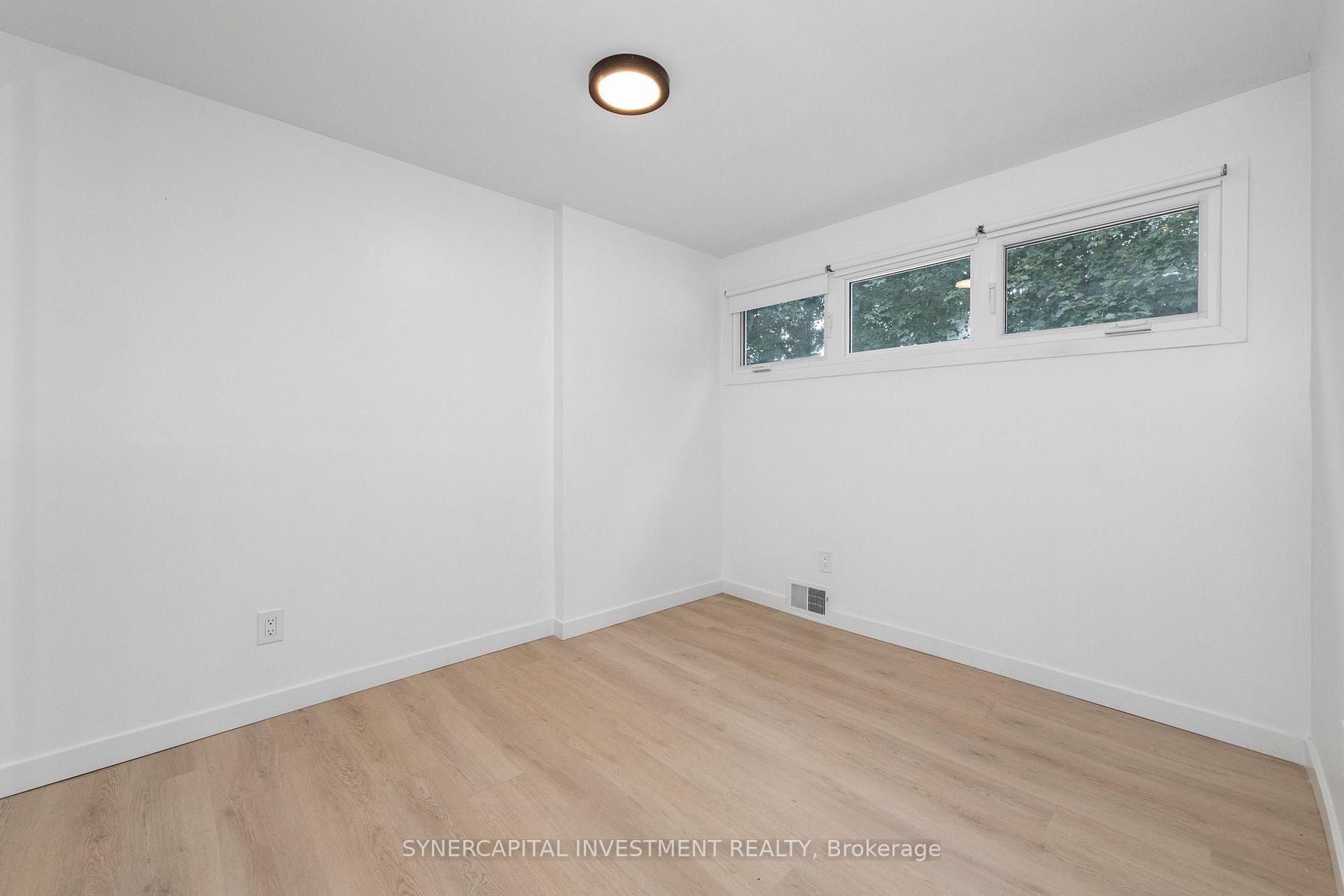 Photo 23 of 50 Tybalt Crescent, Ottawa, Westcliffe Estates — HOMEH