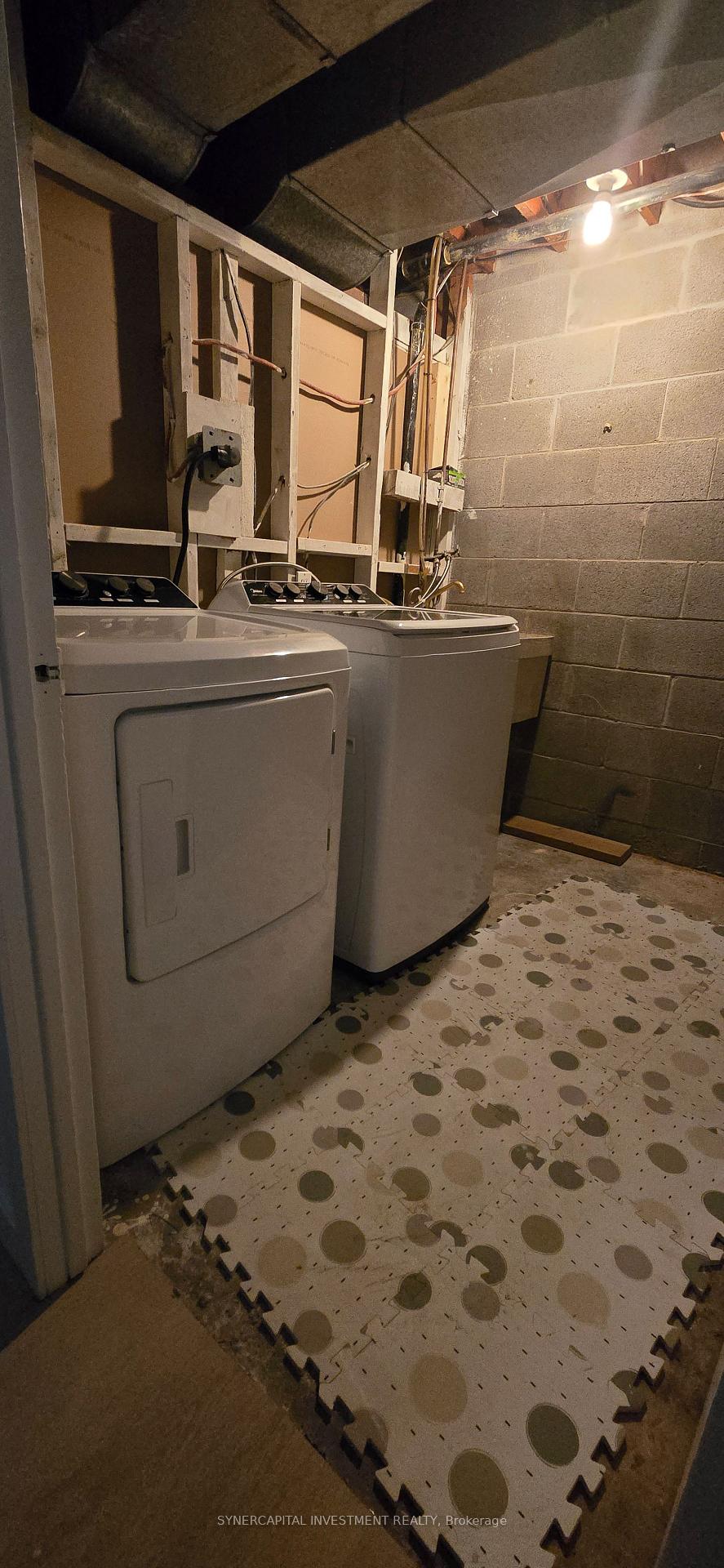 Photo 33 of 50 Tybalt Crescent, Ottawa, Westcliffe Estates — HOMEH
