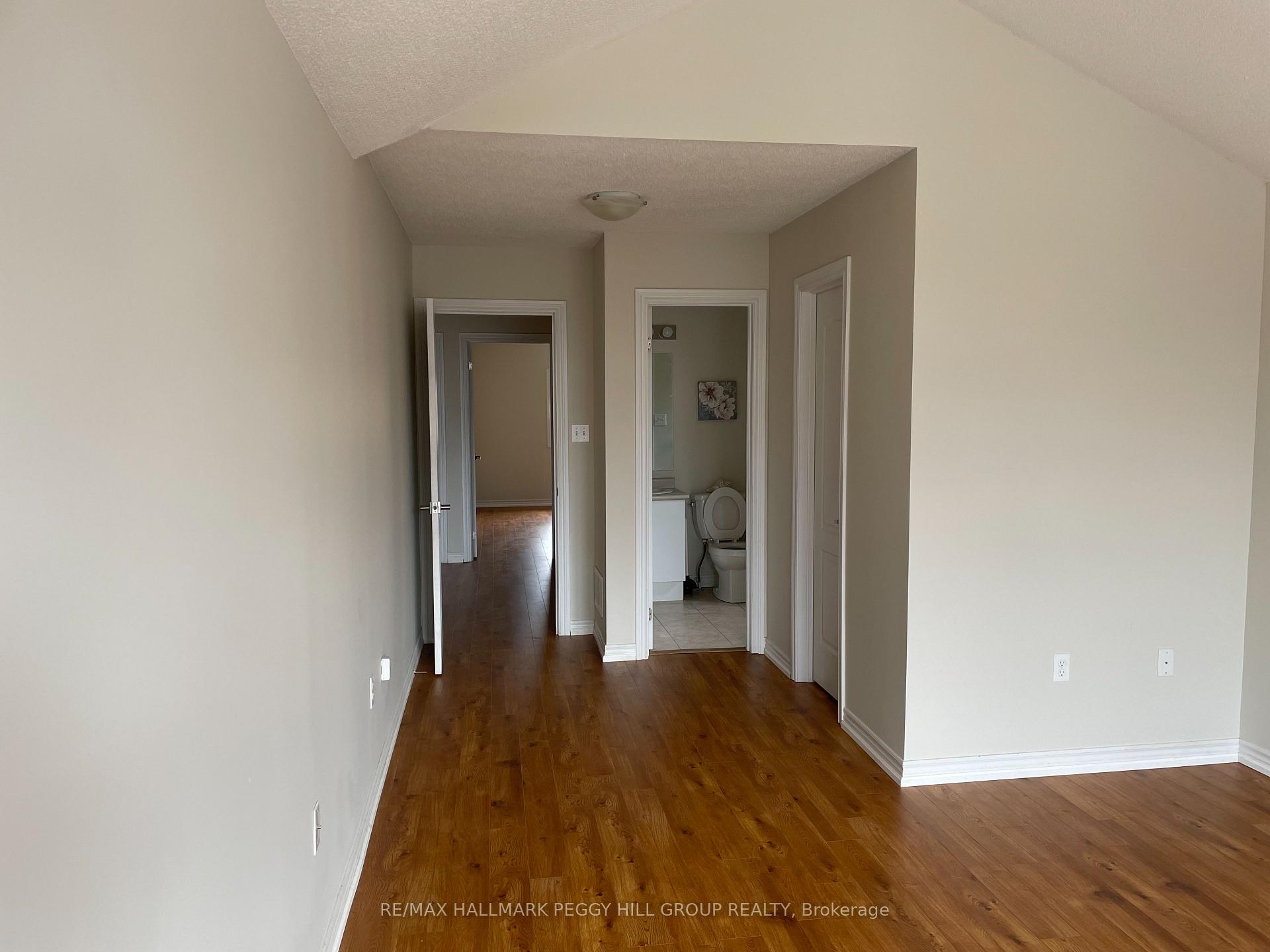 Photo 5 of 20 Crew Court, Barrie, Ardagh — HOMEH