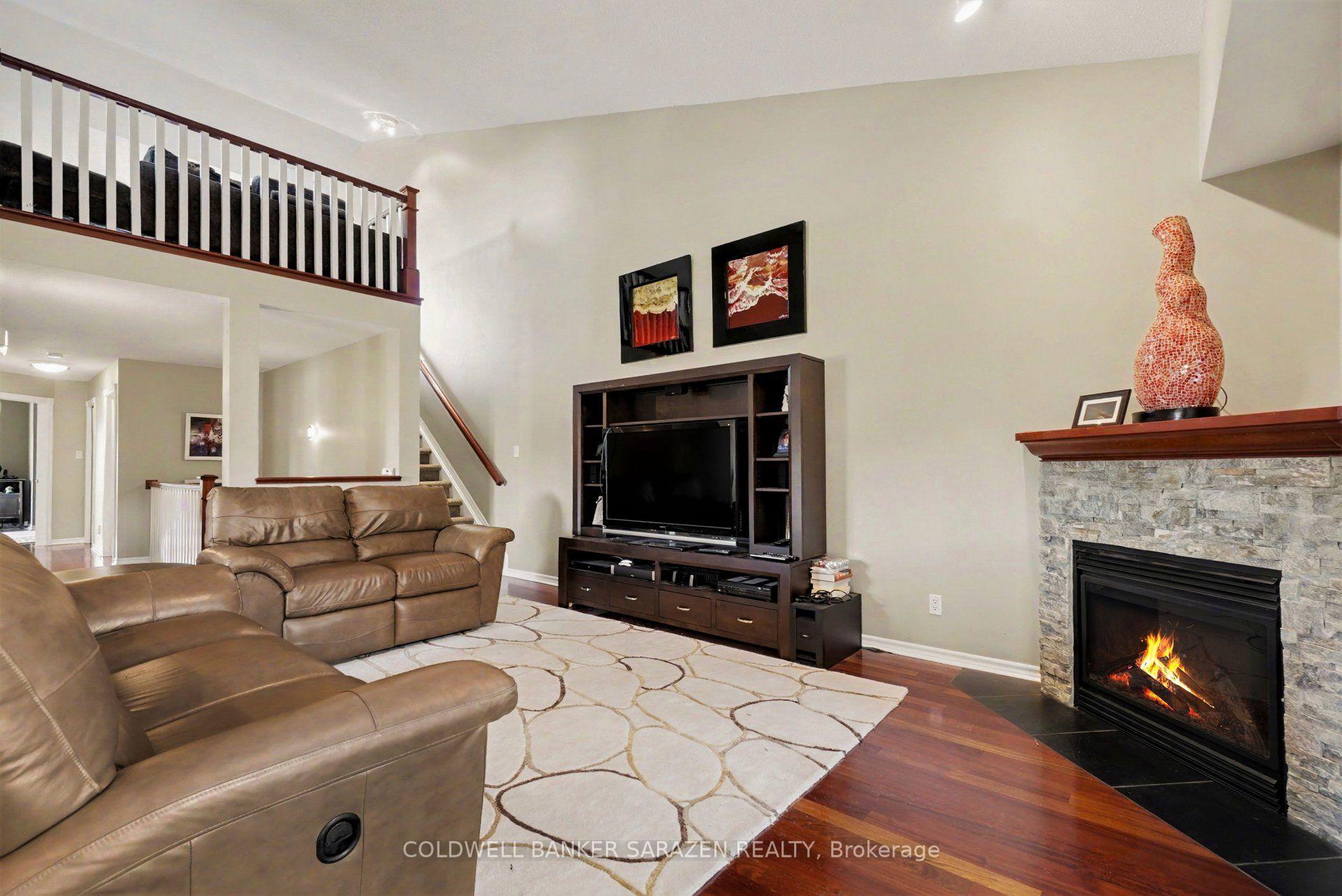 Photo 2 of 12 Edenvale Drive, Ottawa, Kanata - Beaverbrook — HOMEH