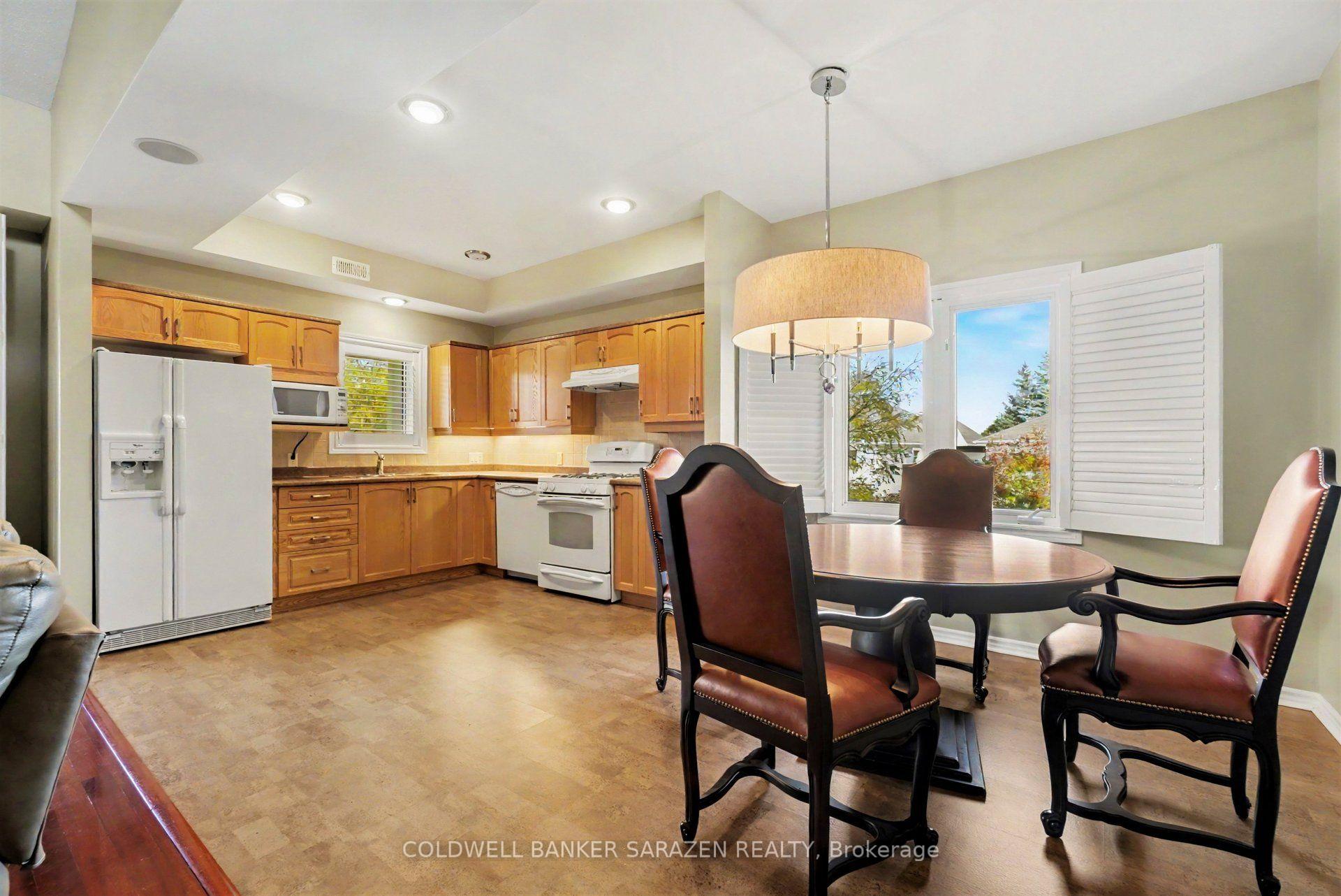 Photo 5 of 12 Edenvale Drive, Ottawa, Kanata - Beaverbrook — HOMEH