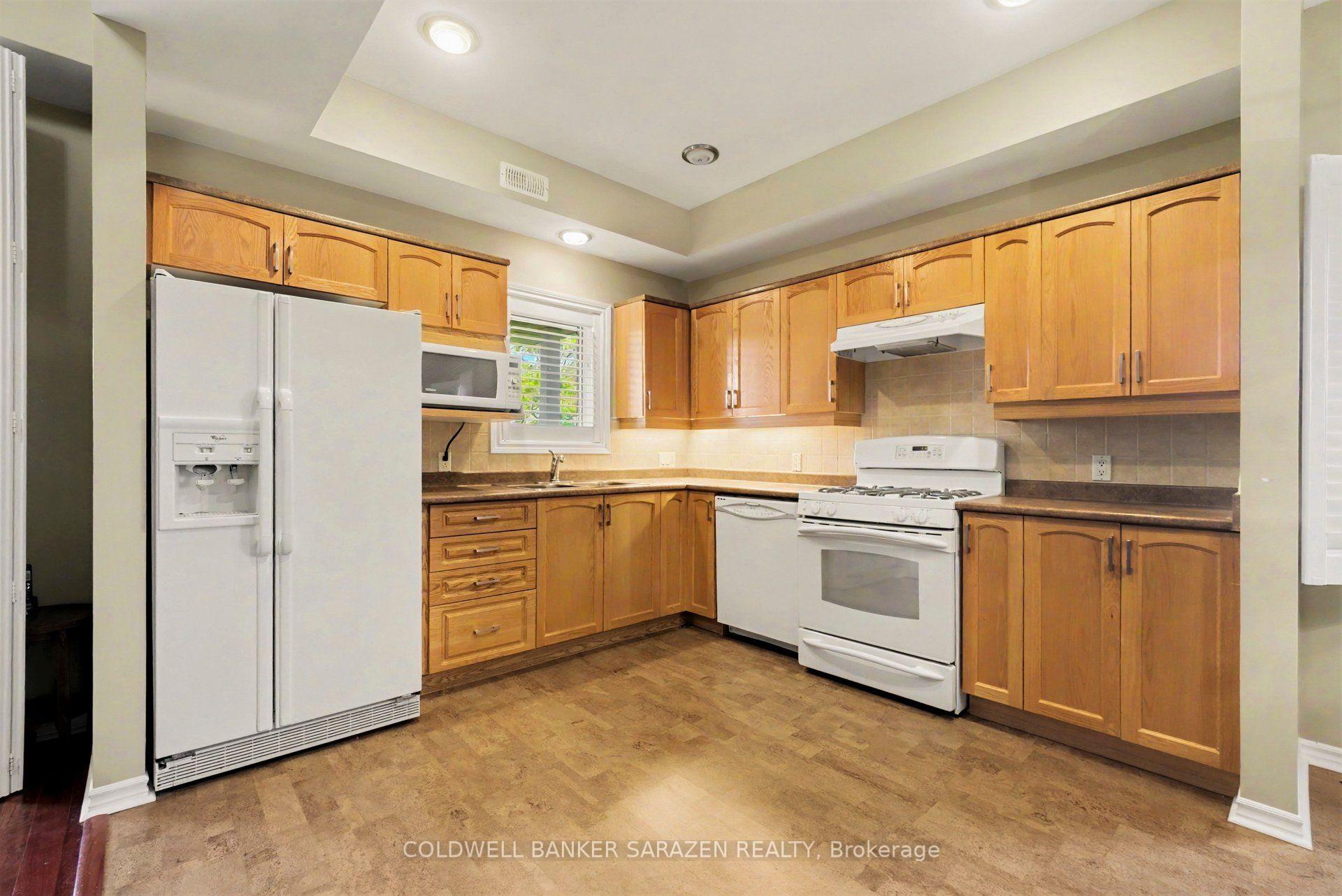 Photo 7 of 12 Edenvale Drive, Ottawa, Kanata - Beaverbrook — HOMEH