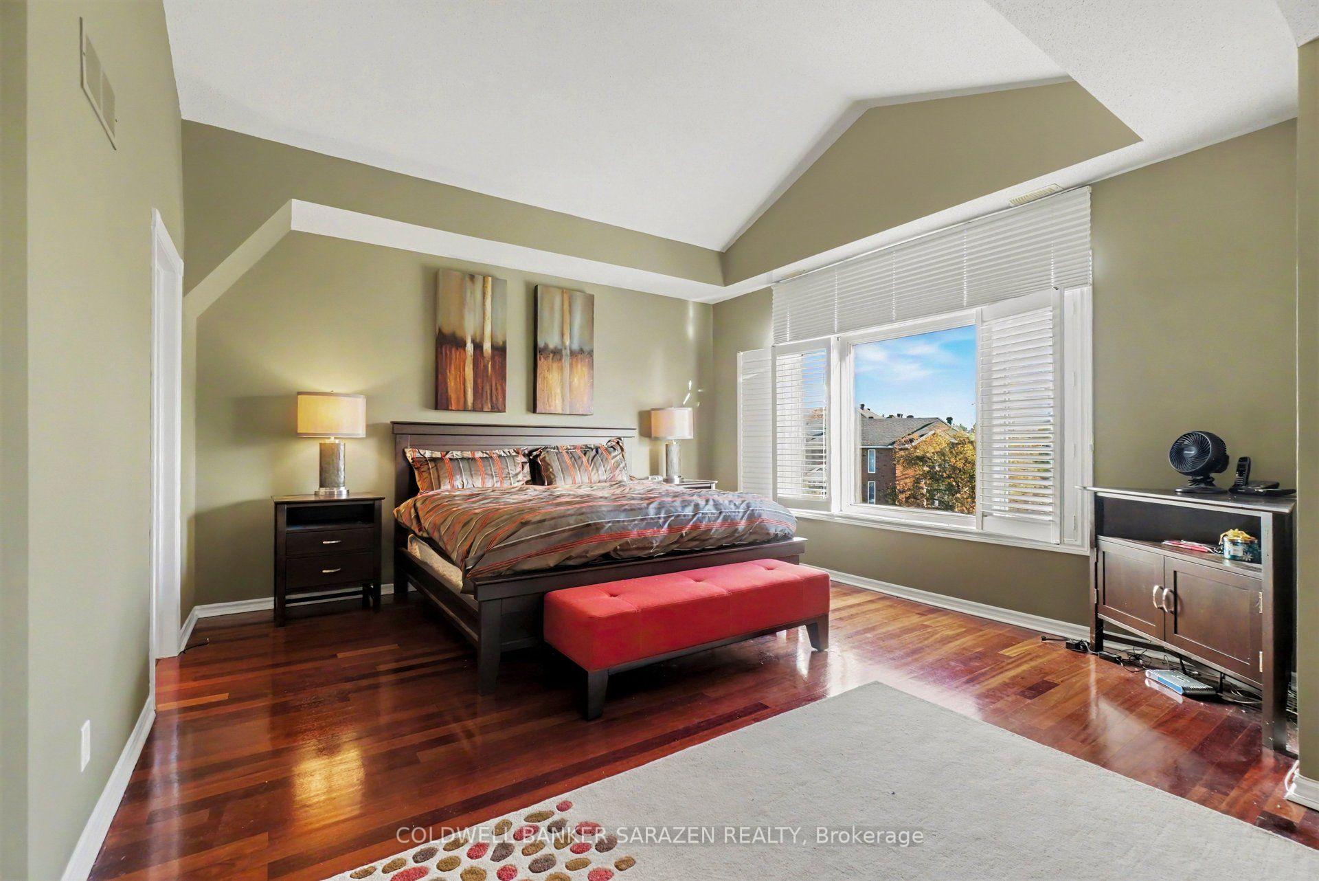 Photo 10 of 12 Edenvale Drive, Ottawa, Kanata - Beaverbrook — HOMEH