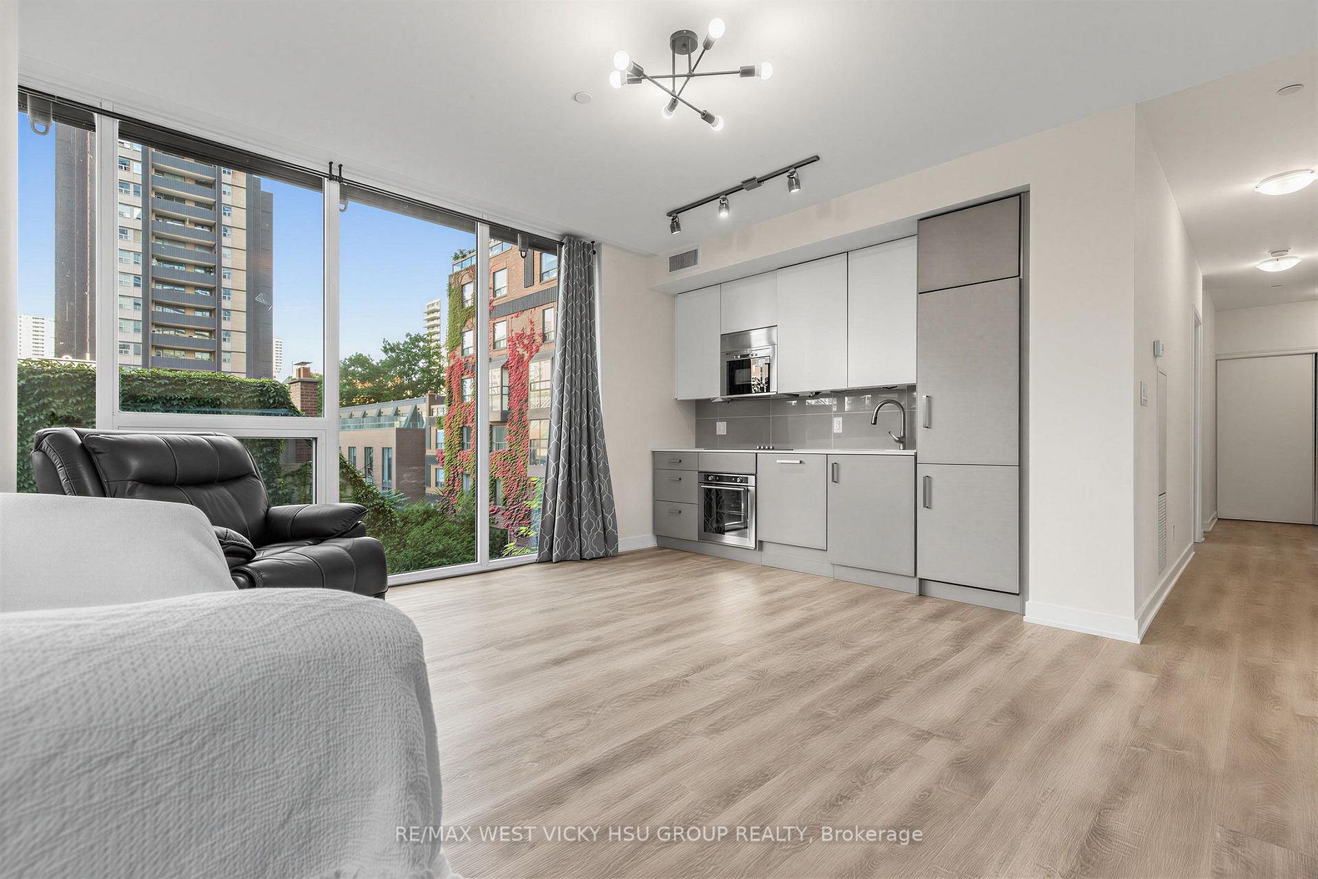 Photo 6 of Unit 305, 17 Dundonald Street, Toronto, Church-Yonge Corridor — HOMEH