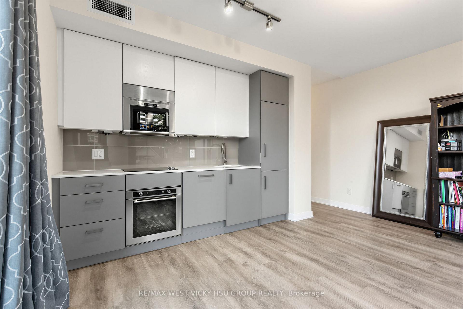 Photo 9 of Unit 305, 17 Dundonald Street, Toronto, Church-Yonge Corridor — HOMEH