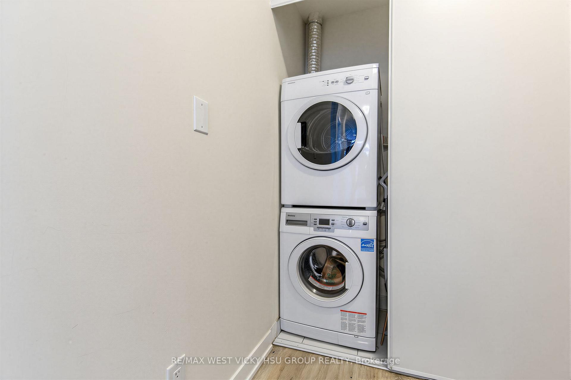 Photo 19 of Unit 305, 17 Dundonald Street, Toronto, Church-Yonge Corridor — HOMEH