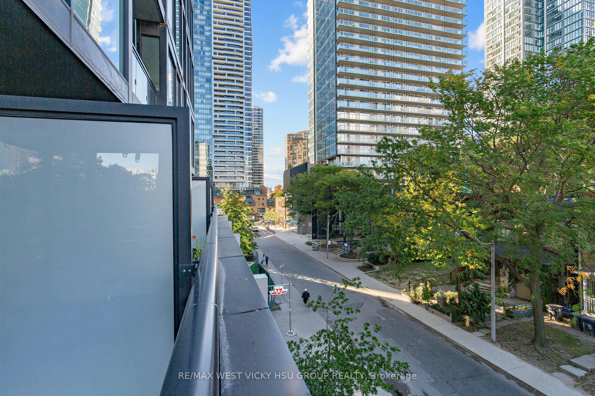 Photo 22 of Unit 305, 17 Dundonald Street, Toronto, Church-Yonge Corridor — HOMEH