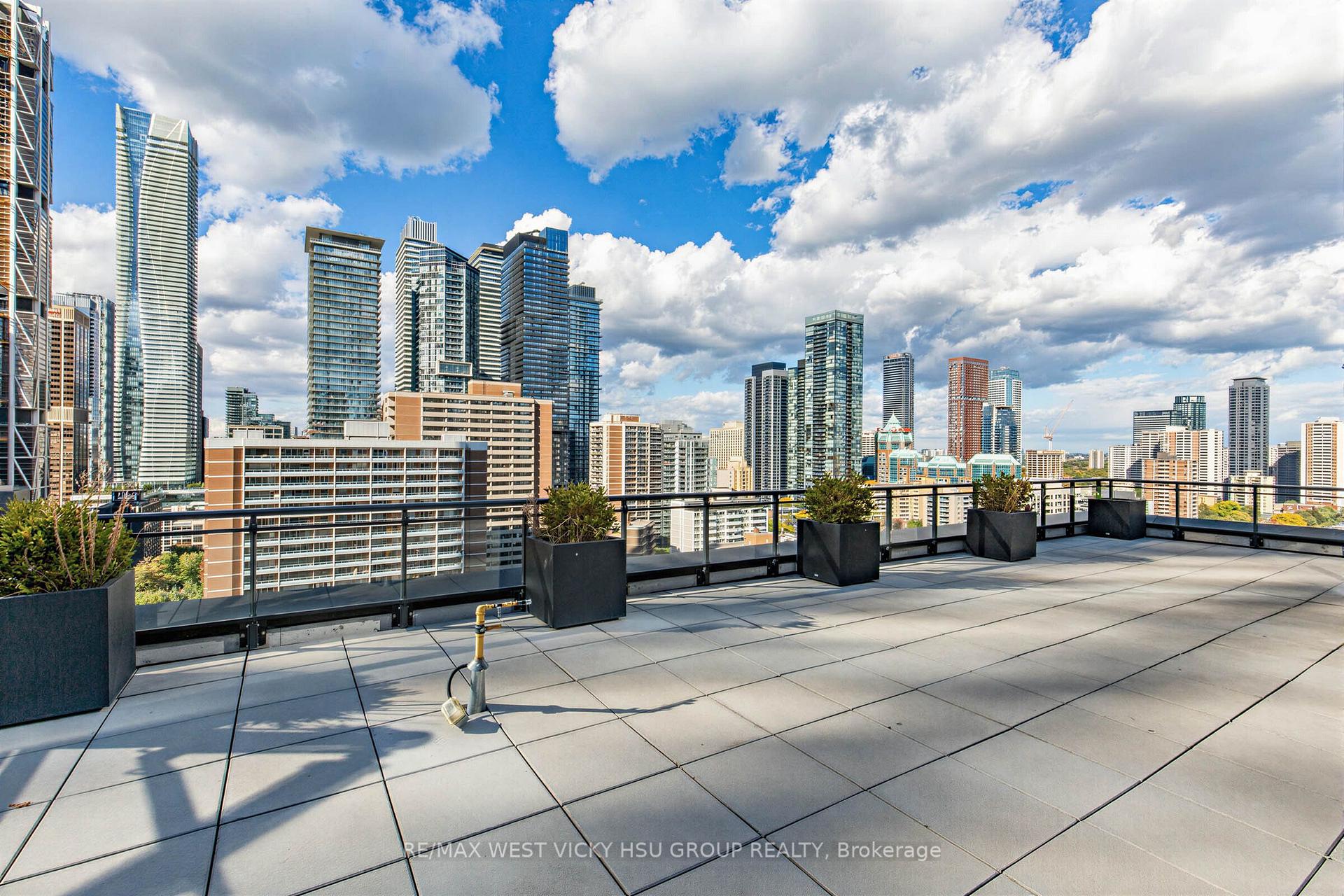 Photo 27 of Unit 305, 17 Dundonald Street, Toronto, Church-Yonge Corridor — HOMEH