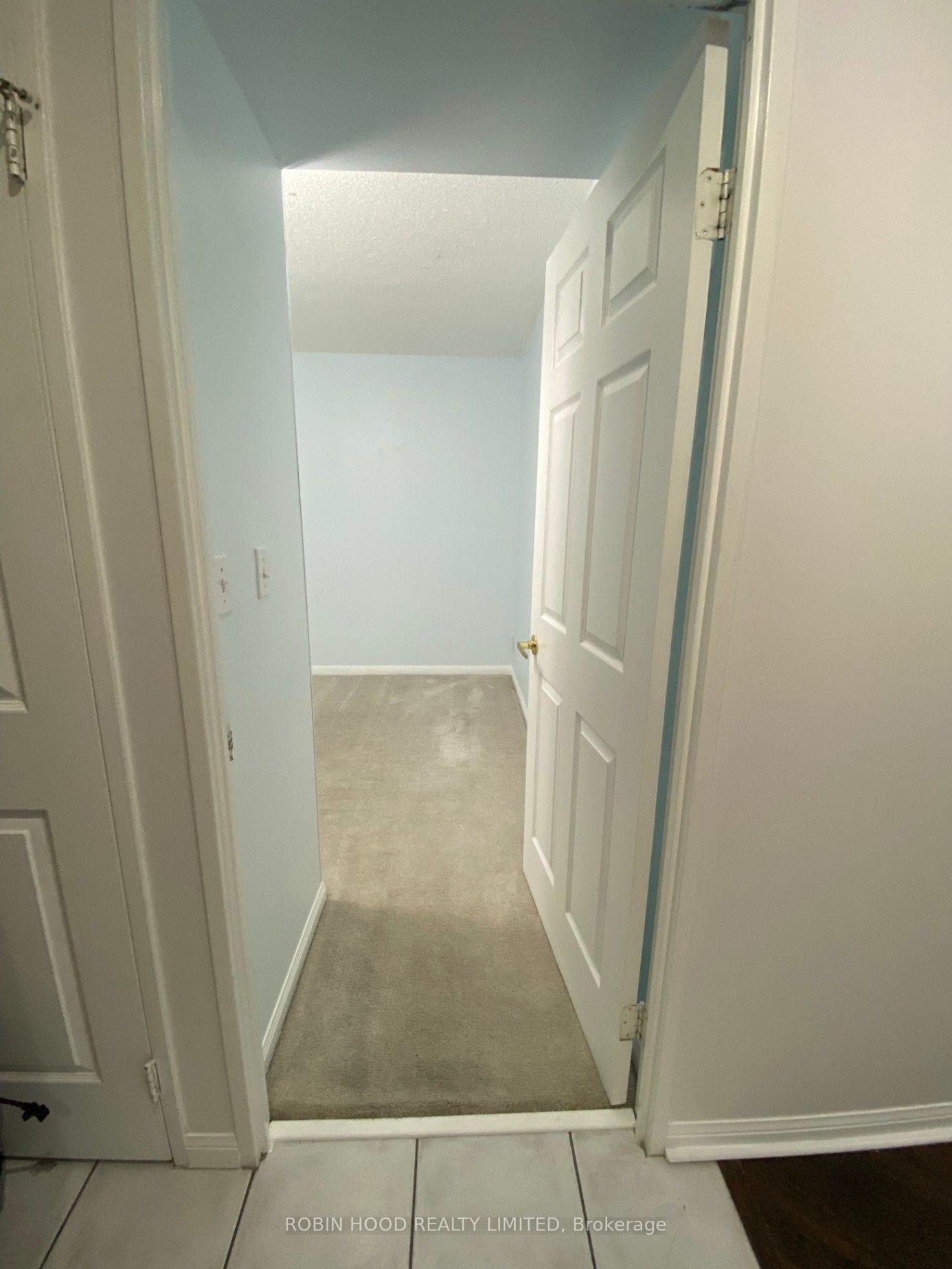 Photo 2 of Unit 1805, 11 Lee Centre Drive, Scarborough, Bendale — HOMEH