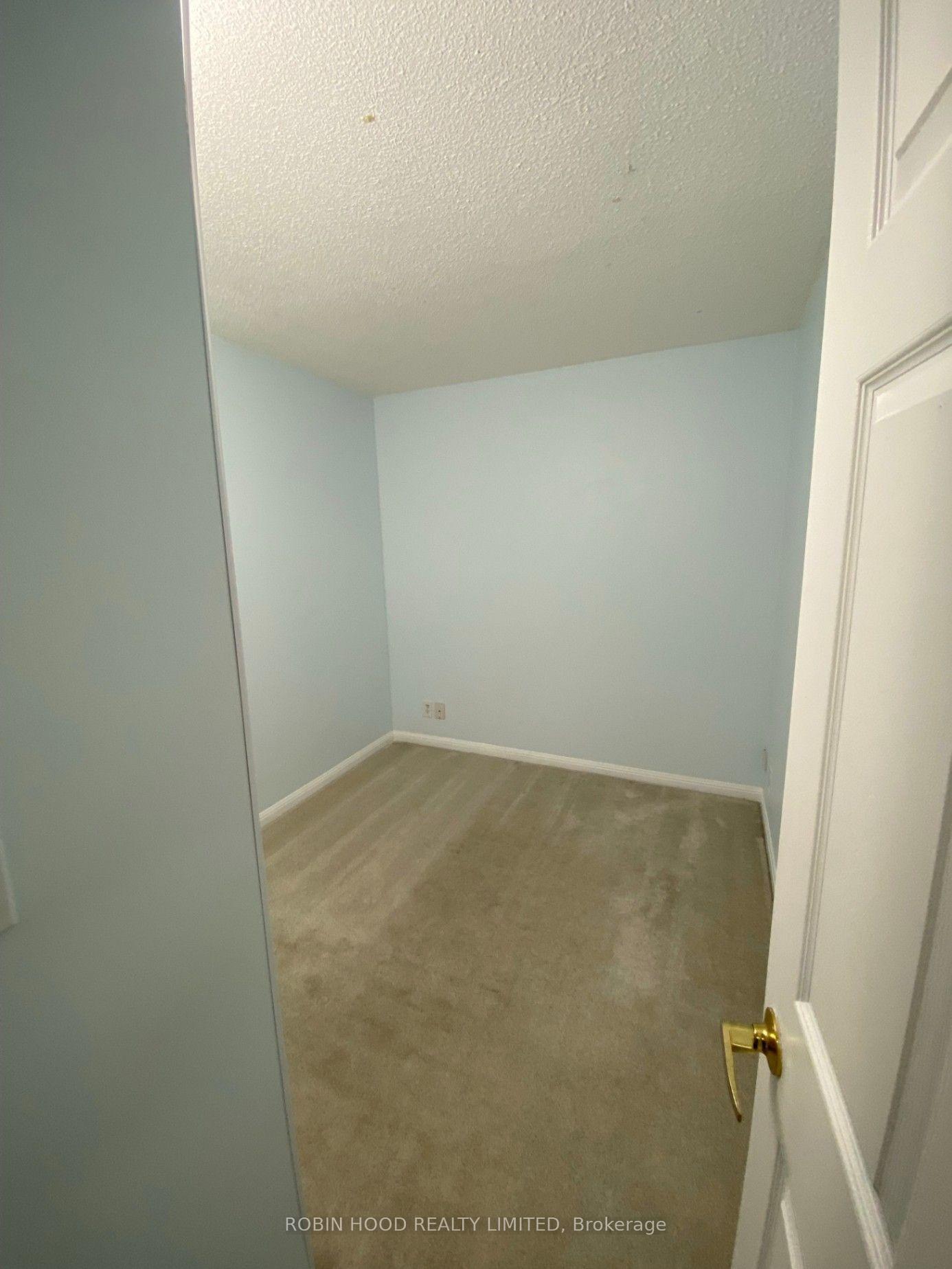 Photo 3 of Unit 1805, 11 Lee Centre Drive, Scarborough, Bendale — HOMEH