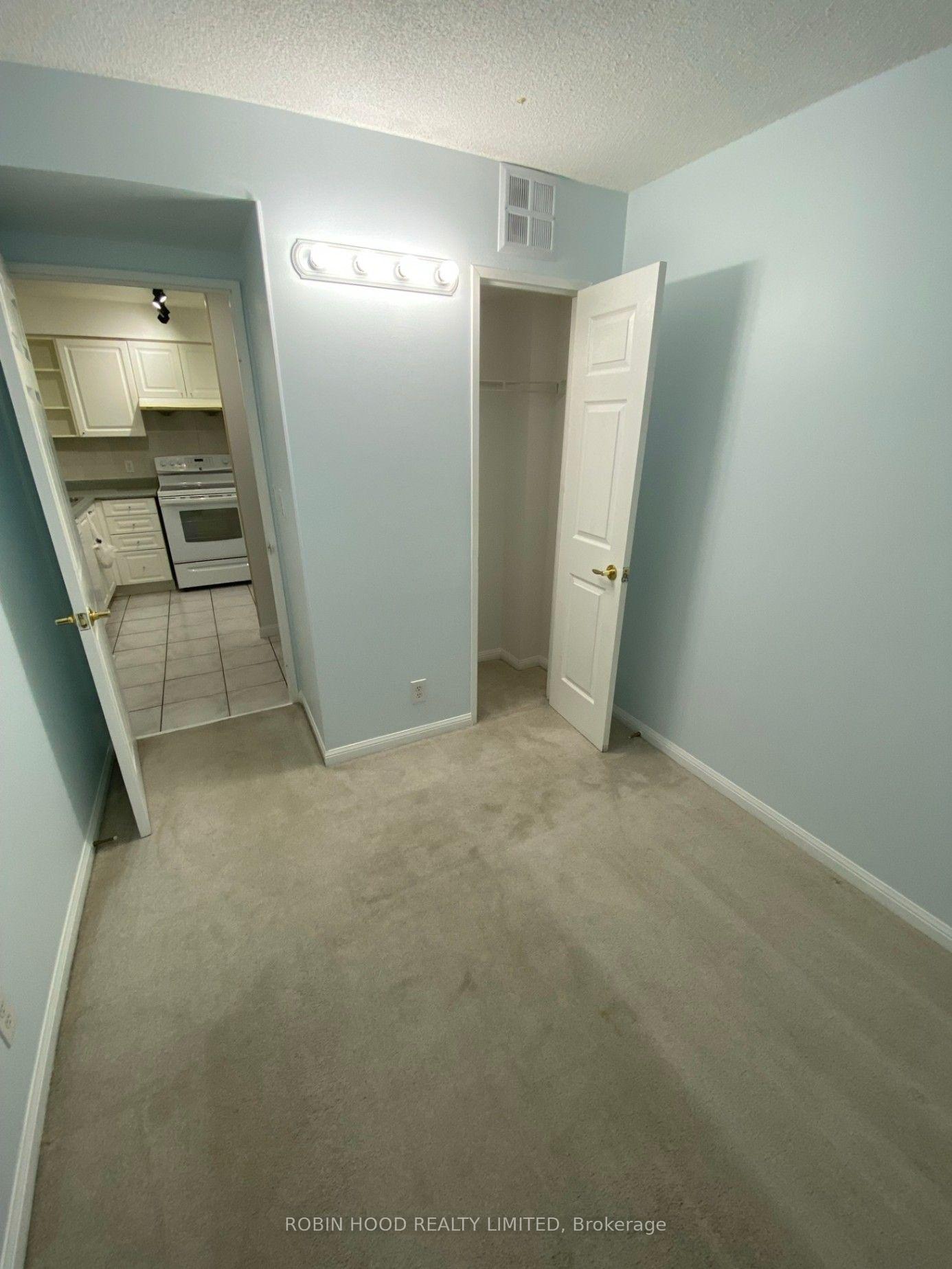 Photo 4 of Unit 1805, 11 Lee Centre Drive, Scarborough, Bendale — HOMEH