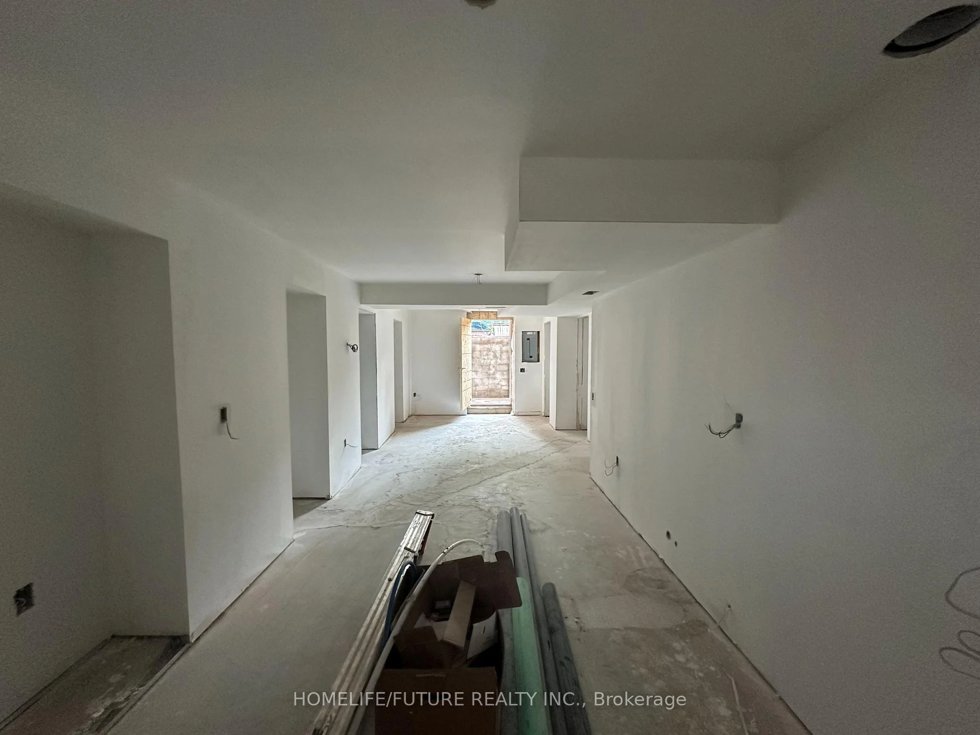 Photo 25 of 64 King Street, North York, Weston — HOMEH