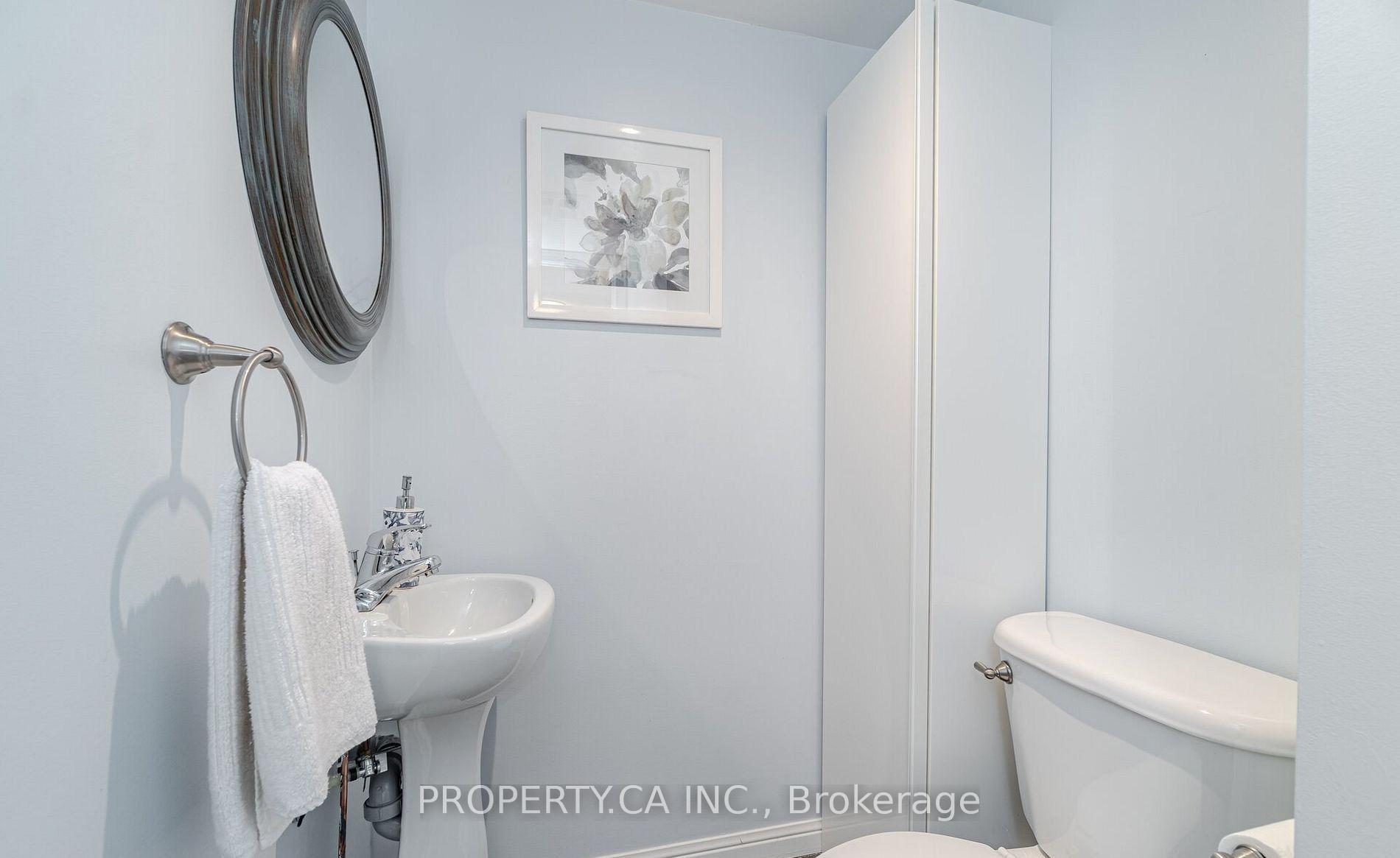 Photo 12 of Unit 178, 28 Stadium Road, Toronto, Niagara — HOMEH