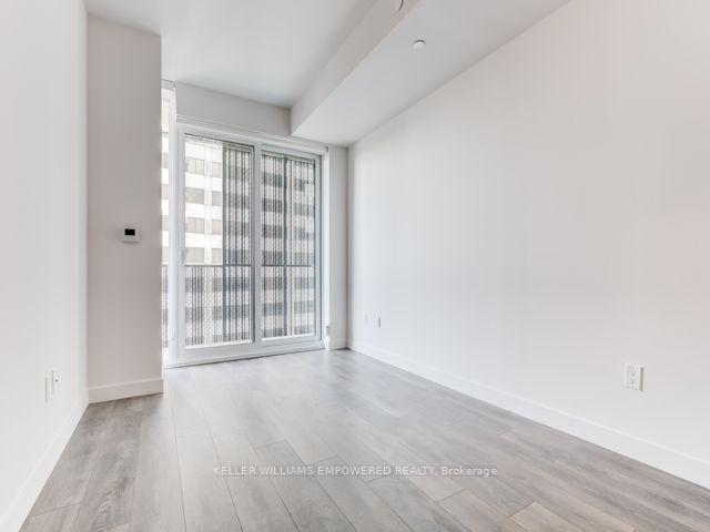 Photo 8 of Unit 2103, 8 Eglinton Avenue E, Toronto, Mount Pleasant West — HOMEH