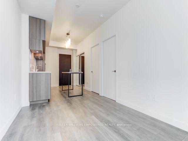 Photo 10 of Unit 2103, 8 Eglinton Avenue E, Toronto, Mount Pleasant West — HOMEH