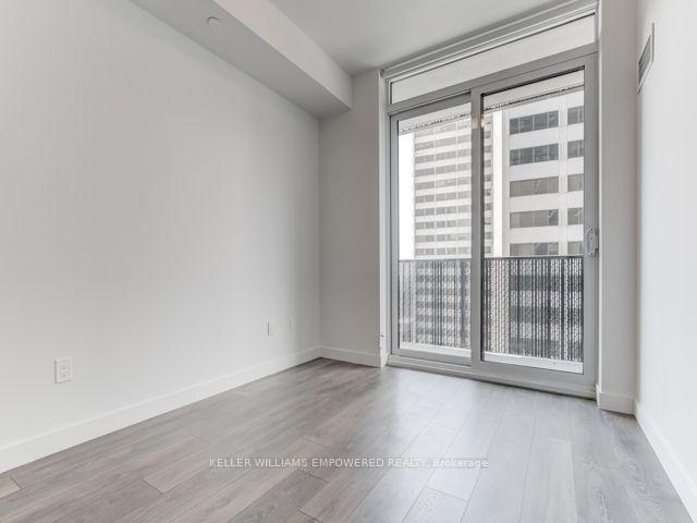Photo 11 of Unit 2103, 8 Eglinton Avenue E, Toronto, Mount Pleasant West — HOMEH