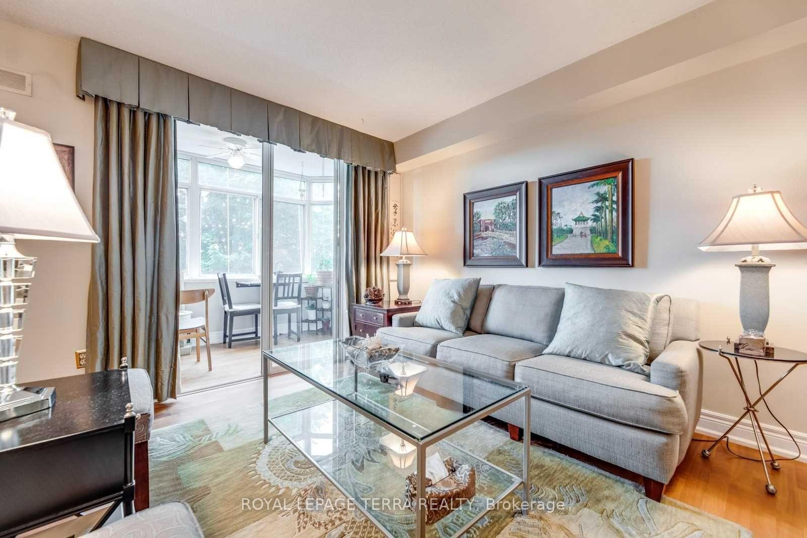 Photo 5 of Unit 201, 300 Webb Drive, Mississauga, City Centre — HOMEH