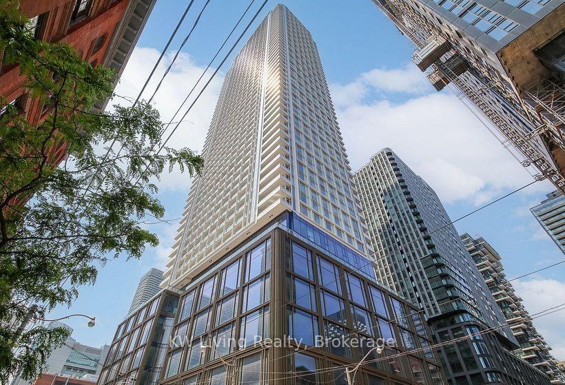 Photo of Unit 5609, 88 Queen Street E