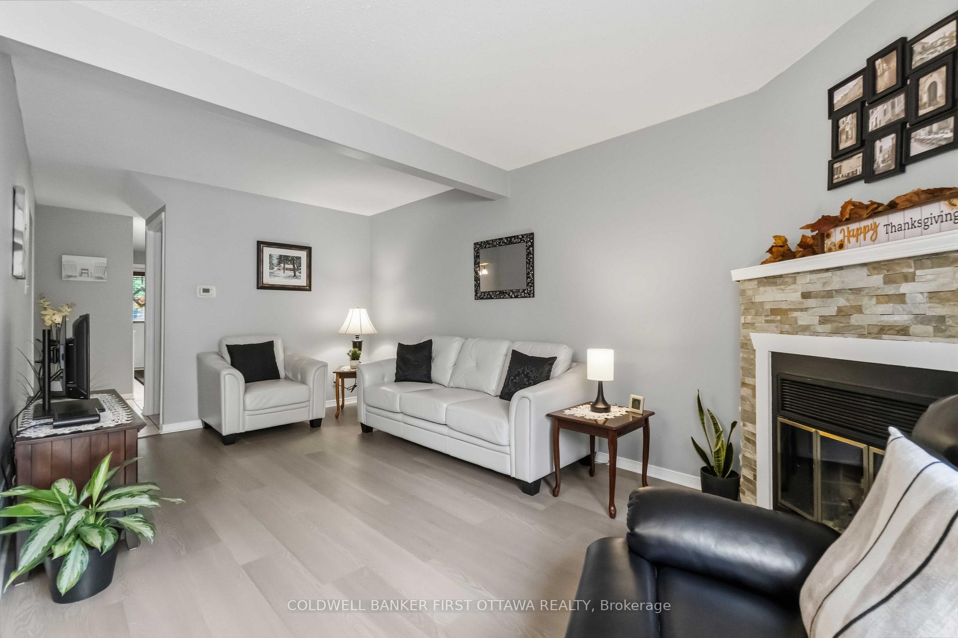 Photo 8 of 593 Canotia Place, Ottawa, Fallingbrook/Pineridge — HOMEH