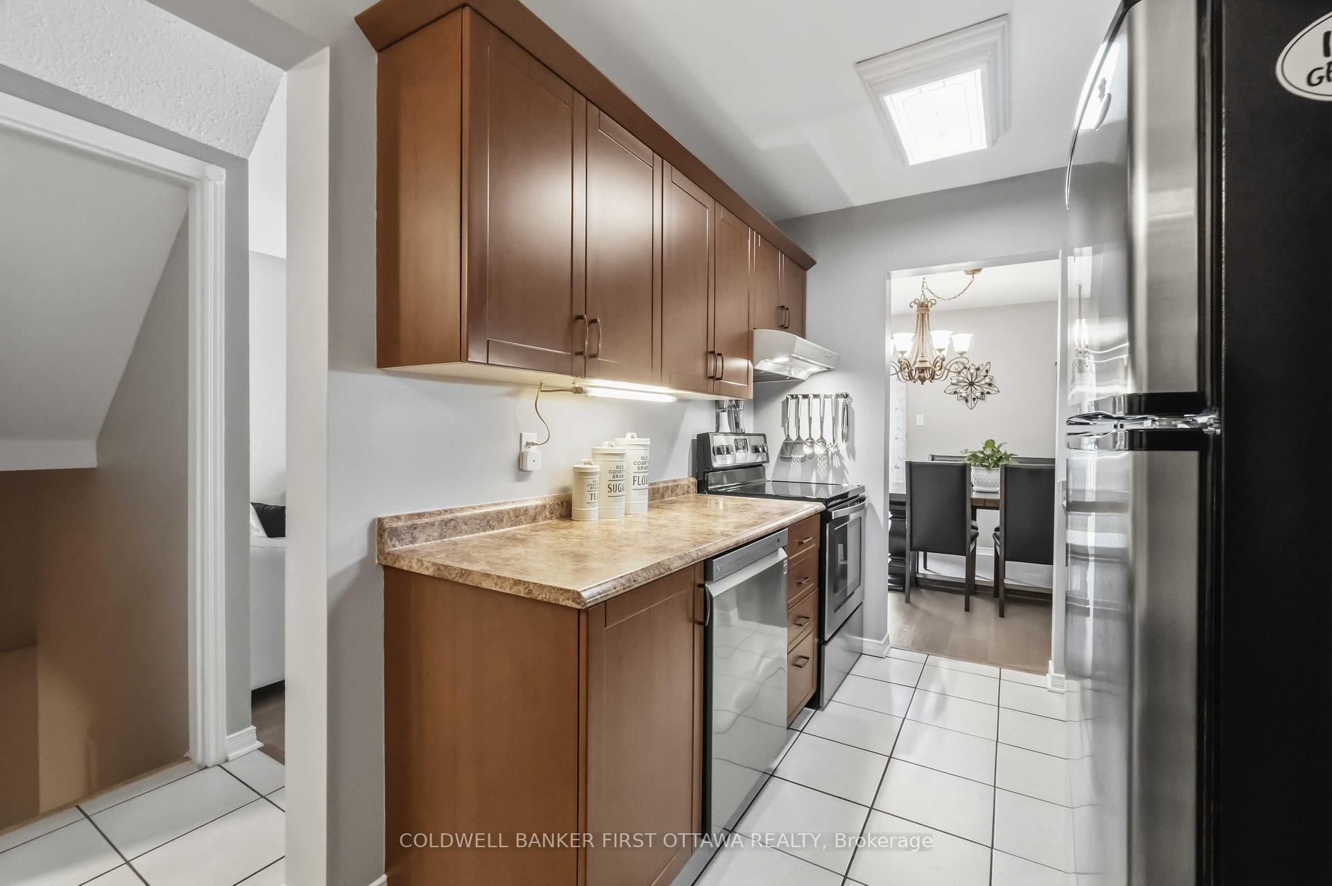 Photo 14 of 593 Canotia Place, Ottawa, Fallingbrook/Pineridge — HOMEH