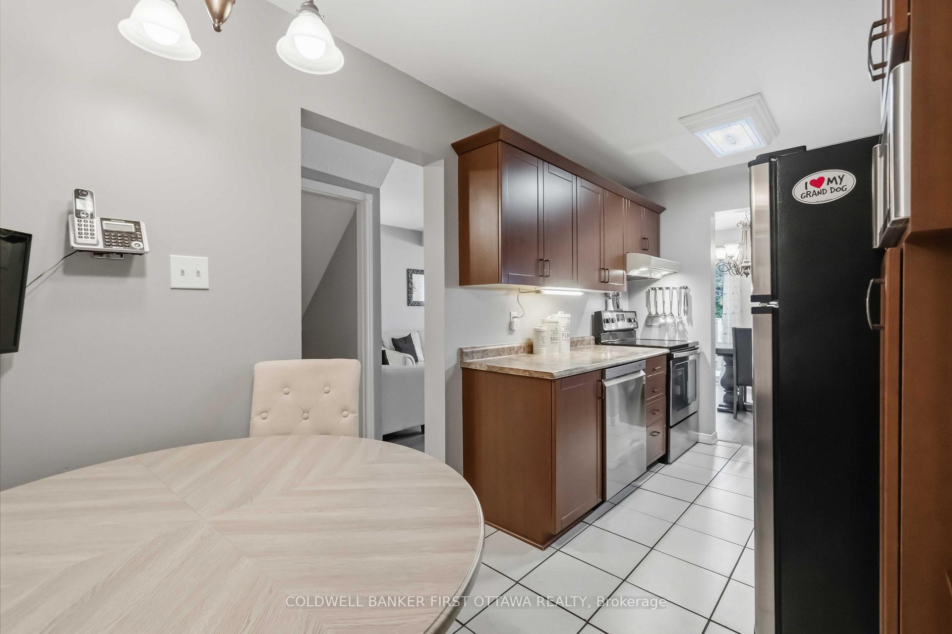 Photo 16 of 593 Canotia Place, Ottawa, Fallingbrook/Pineridge — HOMEH