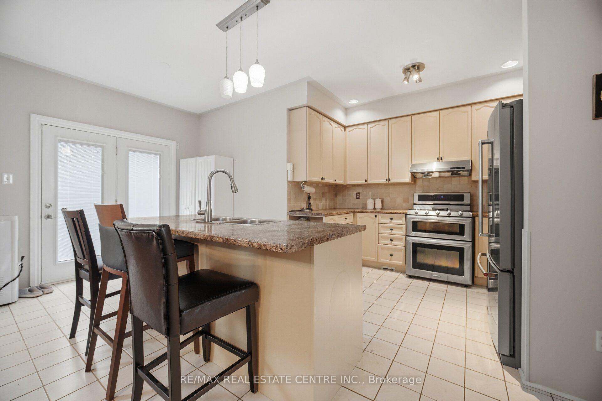 Photo 10 of 19 Amberdale Court, Caledon, Rural Caledon — HOMEH
