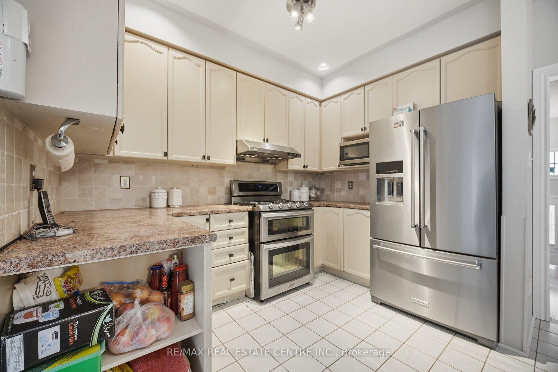 Photo 12 of 19 Amberdale Court, Caledon, Rural Caledon — HOMEH