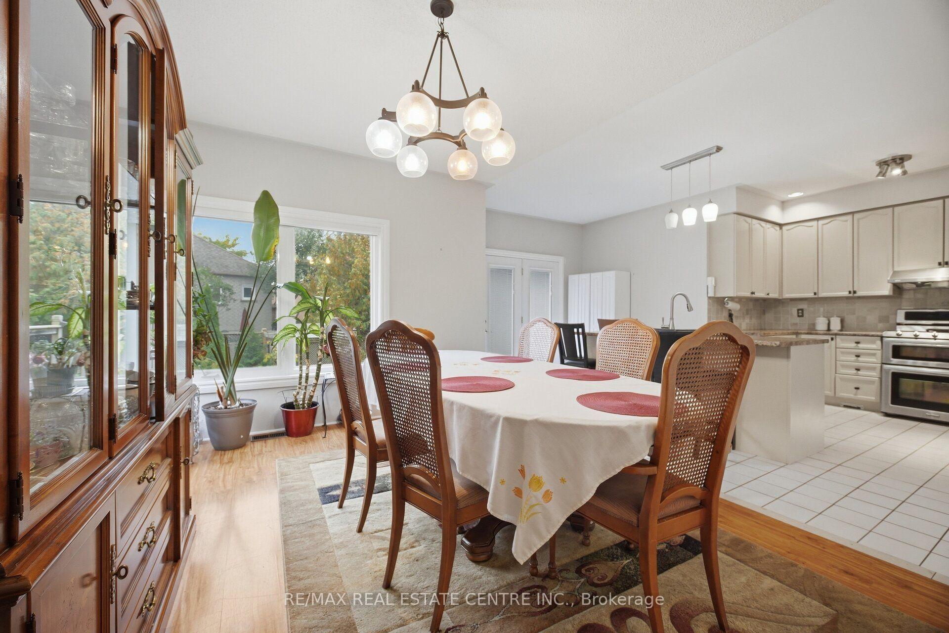 Photo 14 of 19 Amberdale Court, Caledon, Rural Caledon — HOMEH