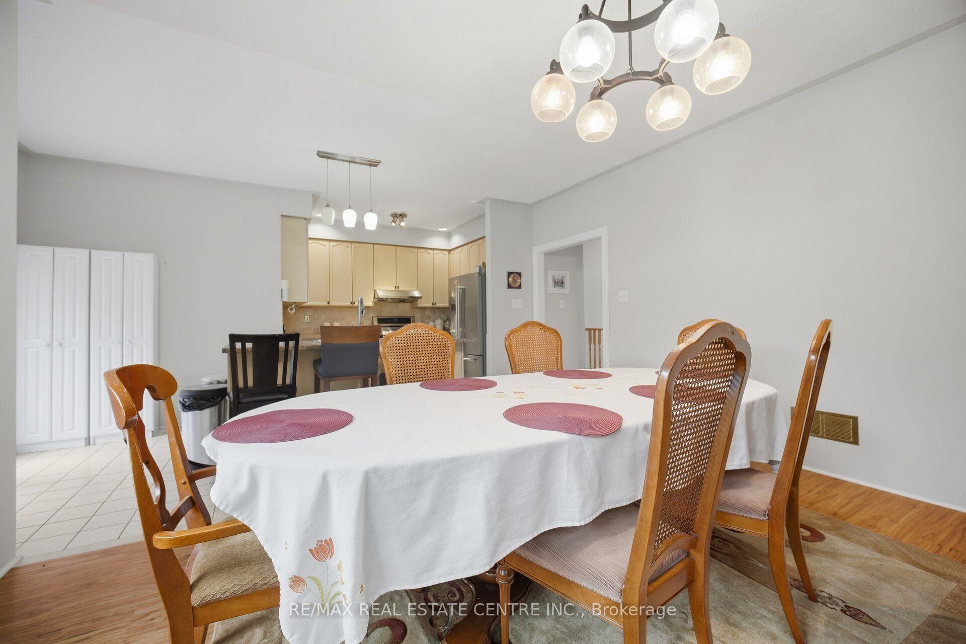 Photo 16 of 19 Amberdale Court, Caledon, Rural Caledon — HOMEH