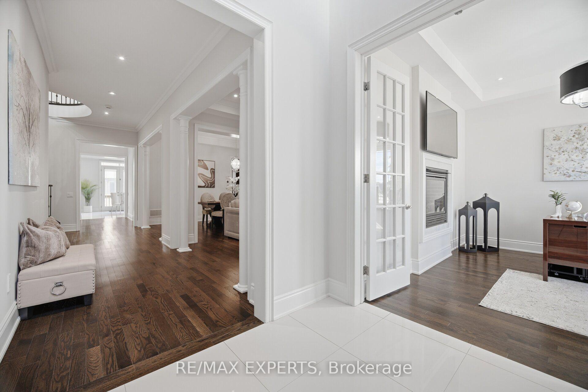 Photo 9 of 91 Woodgate Pines Drive, Vaughan, Kleinburg — HOMEH