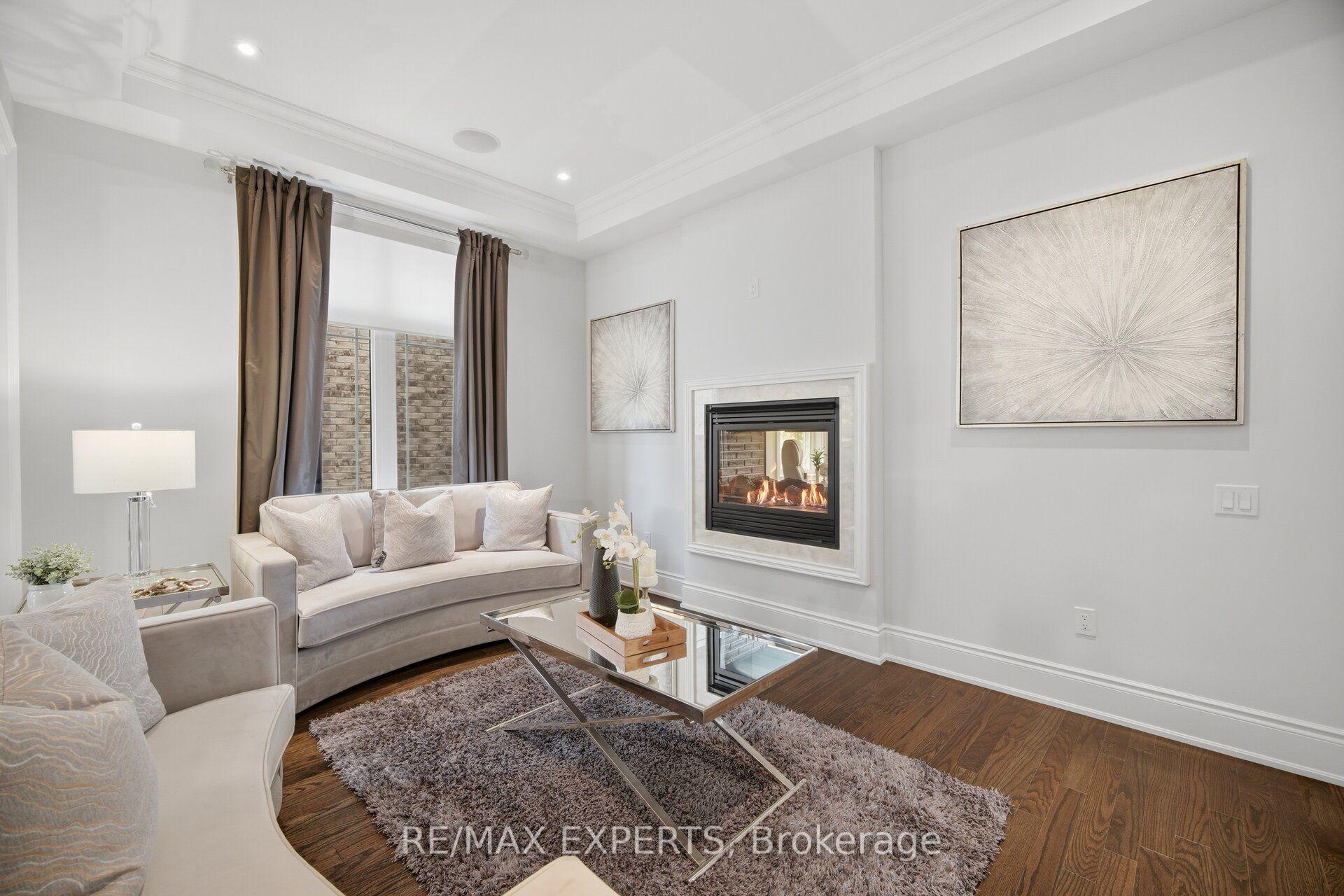 Photo 10 of 91 Woodgate Pines Drive, Vaughan, Kleinburg — HOMEH