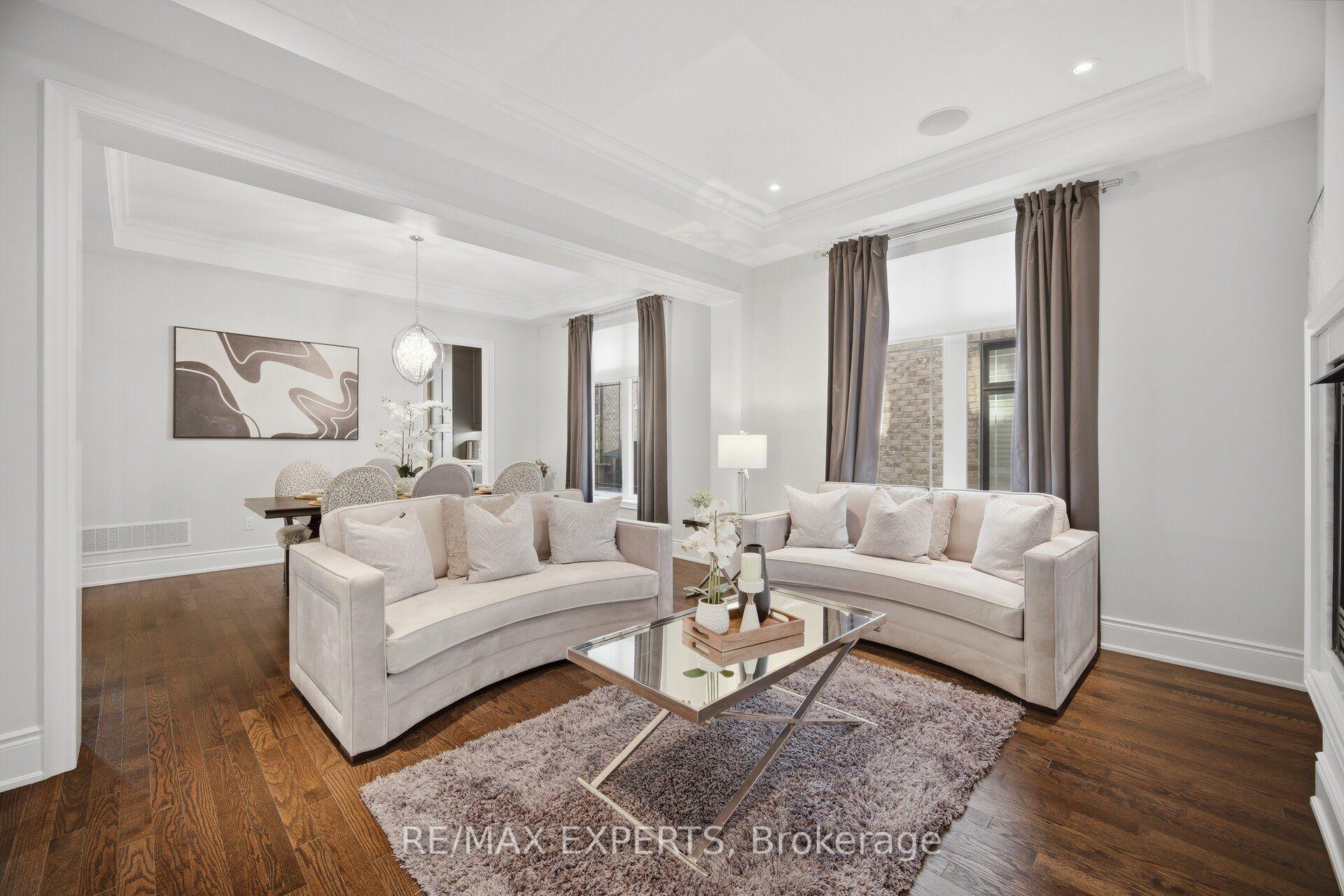 Photo 11 of 91 Woodgate Pines Drive, Vaughan, Kleinburg — HOMEH