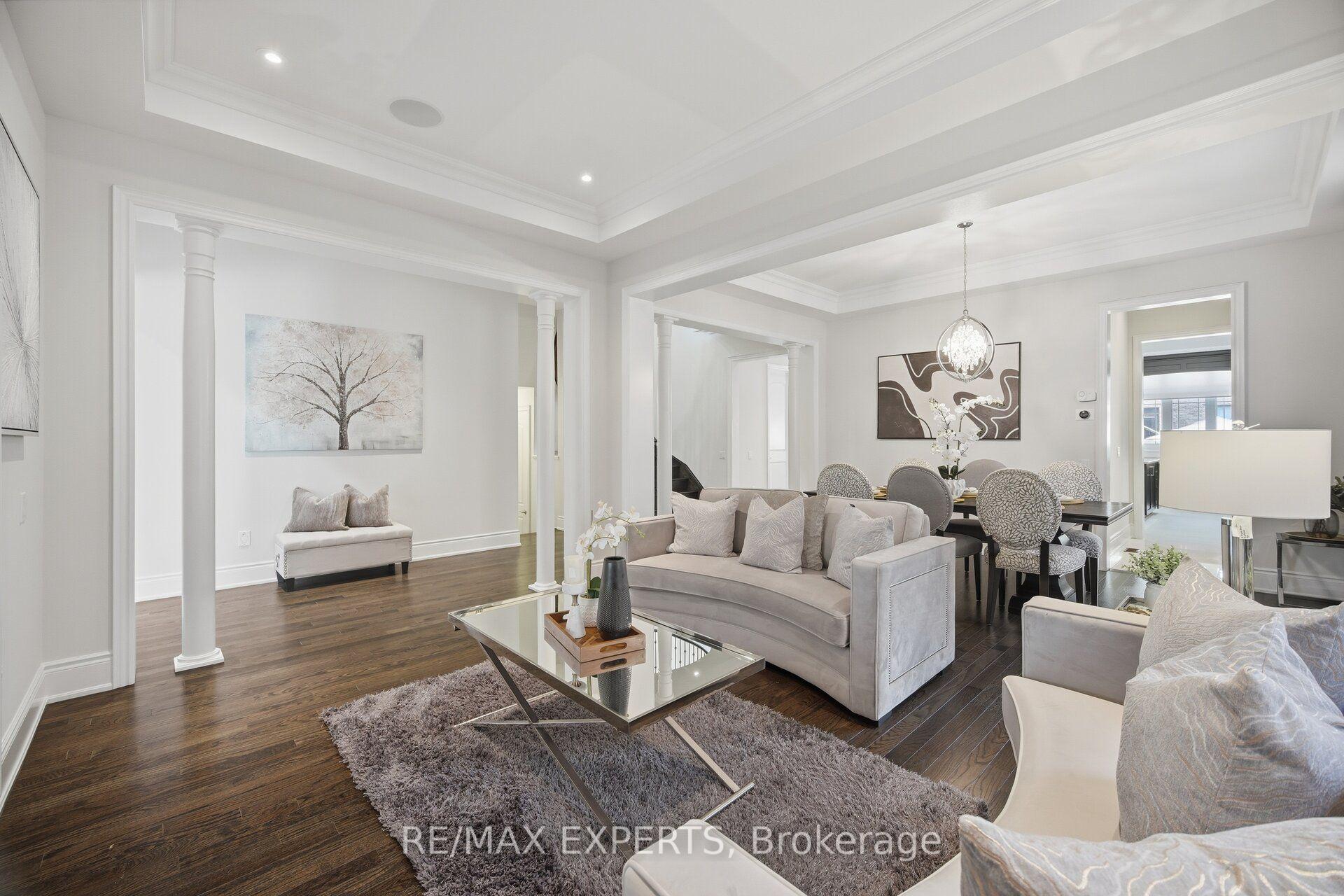 Photo 12 of 91 Woodgate Pines Drive, Vaughan, Kleinburg — HOMEH