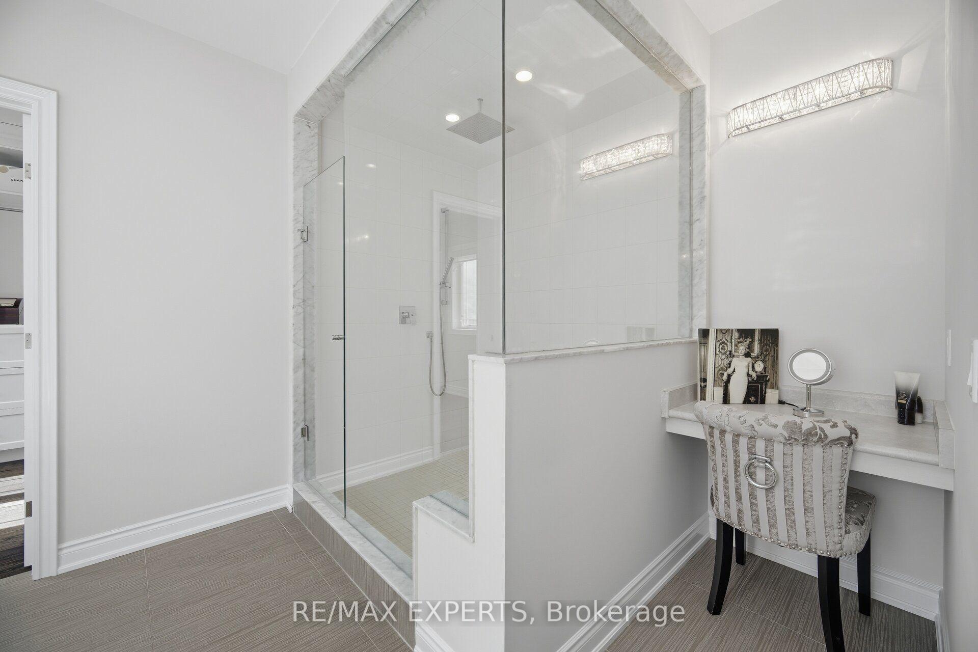 Photo 31 of 91 Woodgate Pines Drive, Vaughan, Kleinburg — HOMEH